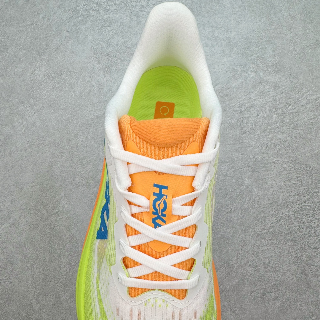 图片[5]-＃HK纯原 HOKA ONE ONE SKY FLOW 低帮舒适百搭防滑耐磨低帮休闲跑步鞋男女同款 始终致力于为所有跑者提供更新、更好的跑步装备 相比常规跑鞋 HOKA ONE ONE特别研发使用性能独特的几何形跑鞋中底 此种鞋底更厚、更高、回弹性也更好 除了卓越的缓冲性能 它还能为各种阶段的跑者带来更具动感、更加稳定的跑步体验 HOKA One One从设计之初就清楚意识到 要保证跑者步幅的均匀一致 双脚自然而然的运动至关重要 尺码：36 36.5 37.5 38 38.5 39 40 40.5 41 42 42.5 43 44 44.5 45-选品中心