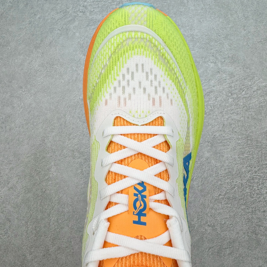 图片[4]-＃HK纯原 HOKA ONE ONE SKY FLOW 低帮舒适百搭防滑耐磨低帮休闲跑步鞋男女同款 始终致力于为所有跑者提供更新、更好的跑步装备 相比常规跑鞋 HOKA ONE ONE特别研发使用性能独特的几何形跑鞋中底 此种鞋底更厚、更高、回弹性也更好 除了卓越的缓冲性能 它还能为各种阶段的跑者带来更具动感、更加稳定的跑步体验 HOKA One One从设计之初就清楚意识到 要保证跑者步幅的均匀一致 双脚自然而然的运动至关重要 尺码：36 36.5 37.5 38 38.5 39 40 40.5 41 42 42.5 43 44 44.5 45-选品中心