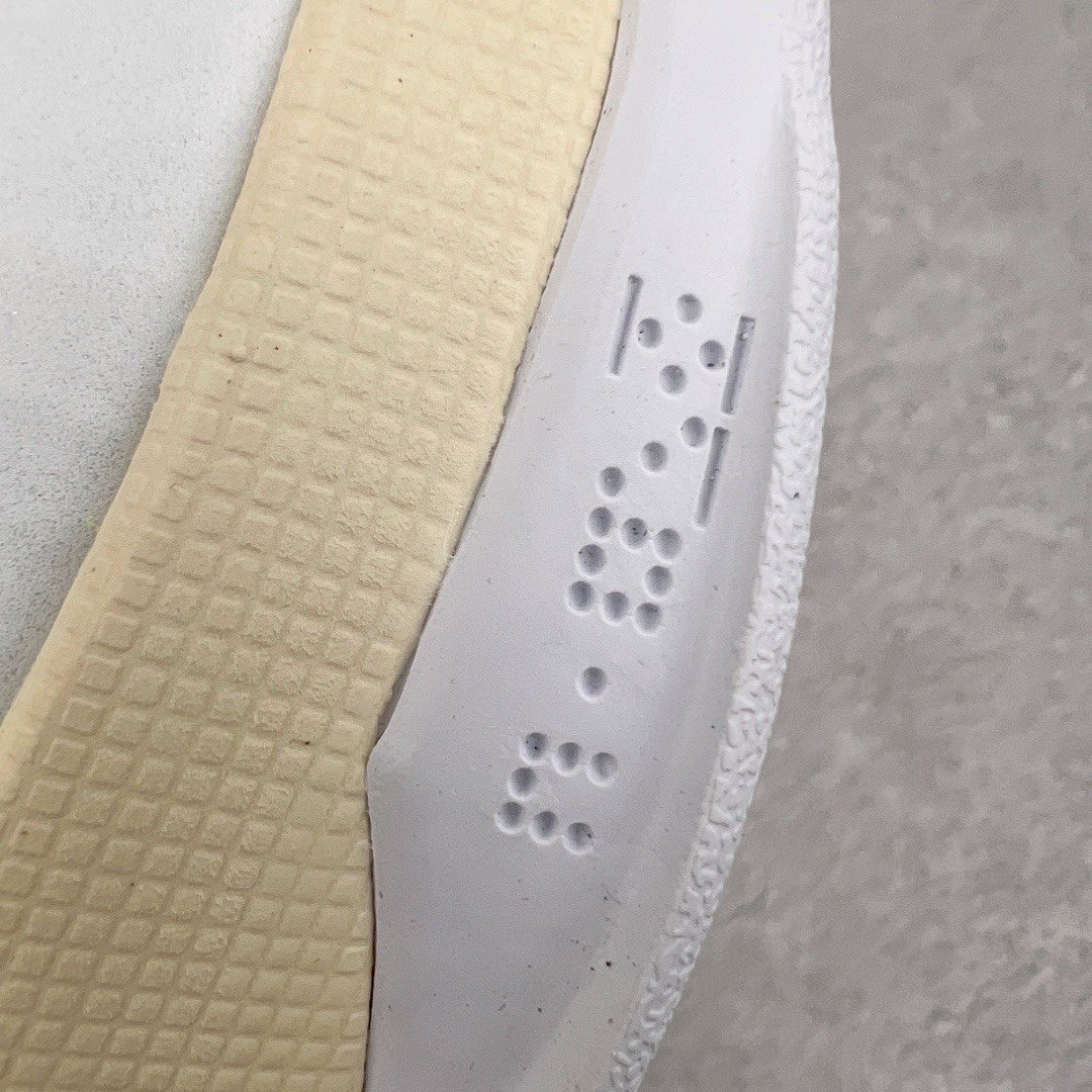 图片[15]-＃S2纯原 Off-White x NK Zoom Kobe ZK5 科比5代 OW客制联名 DB4796-101 Zoom Turbo气垫➕后掌EVA缓震 实战配置直接拉满 原楦纸板开发 鞋身流线型、后跟塑形 区分土肥圆 原档数据3D打印 鞋面细节匹配原版 全身鞋材卡料色独家定制 唯一正确喷漆SWOOSH NK专利Flyknit飞线科技，给予鞋身足够抗扭矩力 真实底模最大48.5 实战利器 专供海外市场 尺码：40 40.5 41 42 42.5 43 44 44.5 45 46 47.5 48.5 （脚宽、脚胖 建议买大半码）-选品中心