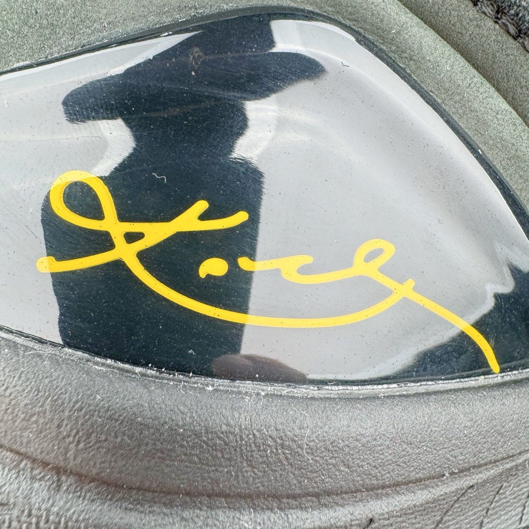 图片[10]-＃S2纯原 NK Zoom Kobe 4 \\\”Black Mamba\\\” 科比四代 黑曼巴 FQ3544-001 Zoom Turbo气垫➕后掌EVA缓震 实战配置直接拉满 原楦纸板开发 鞋身流线型、后跟塑形 区分土肥圆 原档数据3D打印 鞋面细节匹配原版 全身鞋材卡料色独家定制 唯一正确喷漆 SWOOSH NK专利Flyknit飞线科技 给予鞋身足够抗扭矩力 真实底模最大48.5 实战利器 专供海外市场 尺码：40 40.5 41 42 42.5 43 44 44.5 45 46 47.5 48.5 （脚宽、脚胖 建议买大半码）-选品中心