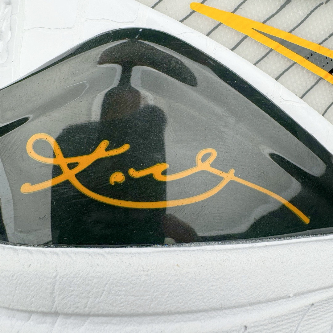 图片[16]-＃S2纯原 NK Zoom Kobe 4 Protro 科比四代 季后赛 AV6339-101 原厂高压 Zoom Turbo气垫➕后掌EVA缓震 实战配置直接拉满 原楦纸板开发 鞋身流线型、后跟塑形 区分土肥圆 原档数据3D打印 鞋面细节匹配原版 全身鞋材卡料色独家定制 唯一正确喷漆 SWOOSH NK专利Flyknit飞线科技 给予鞋身足够抗扭矩力 真实底模最大48.5 实战利器 专供海外市场 尺码：40 40.5 41 42 42.5 43 44 44.5 45 46 47.5 48.5 （脚宽、脚胖 建议买大半码）-选品中心