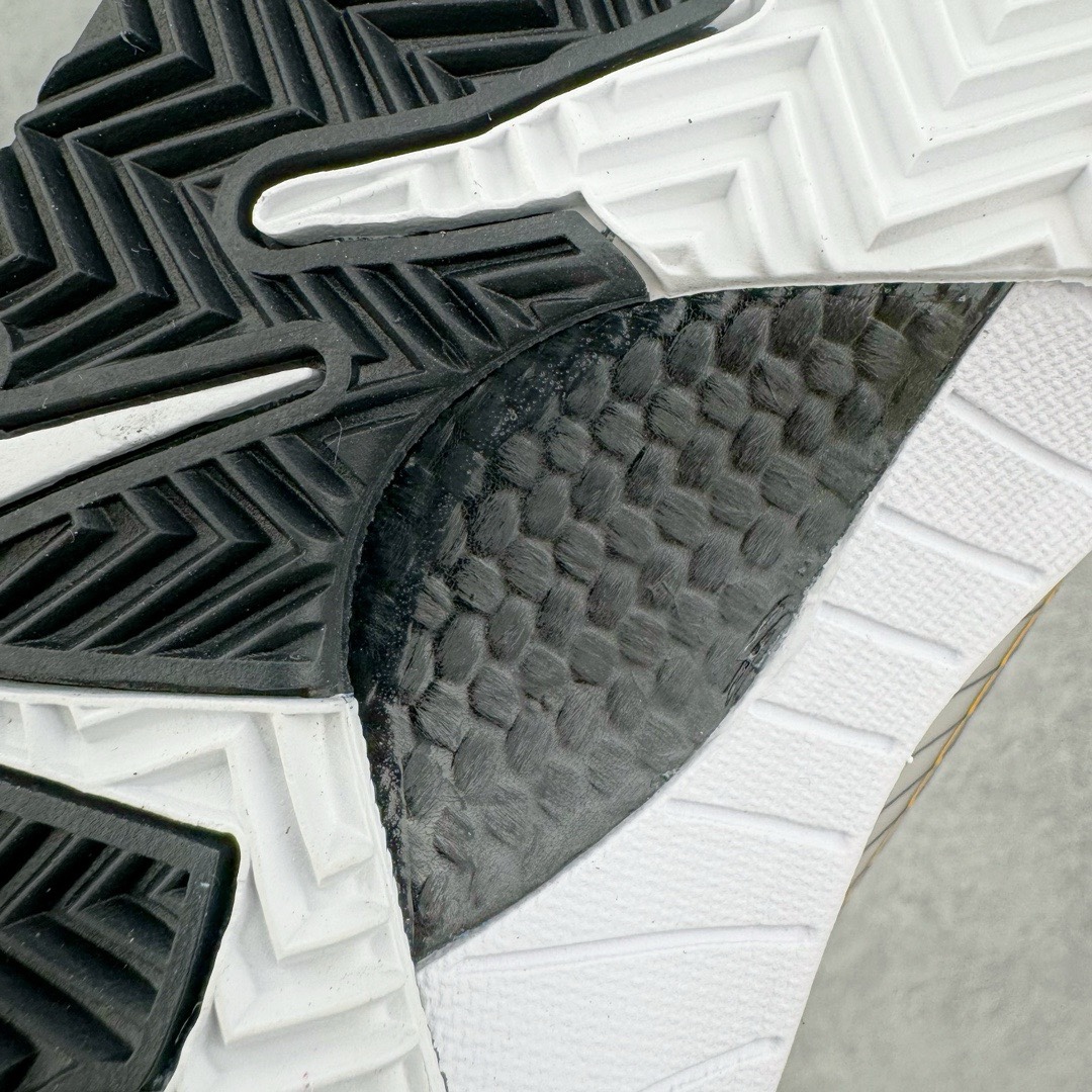 图片[17]-＃S2纯原 NK Zoom Kobe 4 Protro 科比四代 季后赛 AV6339-101 原厂高压 Zoom Turbo气垫➕后掌EVA缓震 实战配置直接拉满 原楦纸板开发 鞋身流线型、后跟塑形 区分土肥圆 原档数据3D打印 鞋面细节匹配原版 全身鞋材卡料色独家定制 唯一正确喷漆 SWOOSH NK专利Flyknit飞线科技 给予鞋身足够抗扭矩力 真实底模最大48.5 实战利器 专供海外市场 尺码：40 40.5 41 42 42.5 43 44 44.5 45 46 47.5 48.5 （脚宽、脚胖 建议买大半码）-选品中心