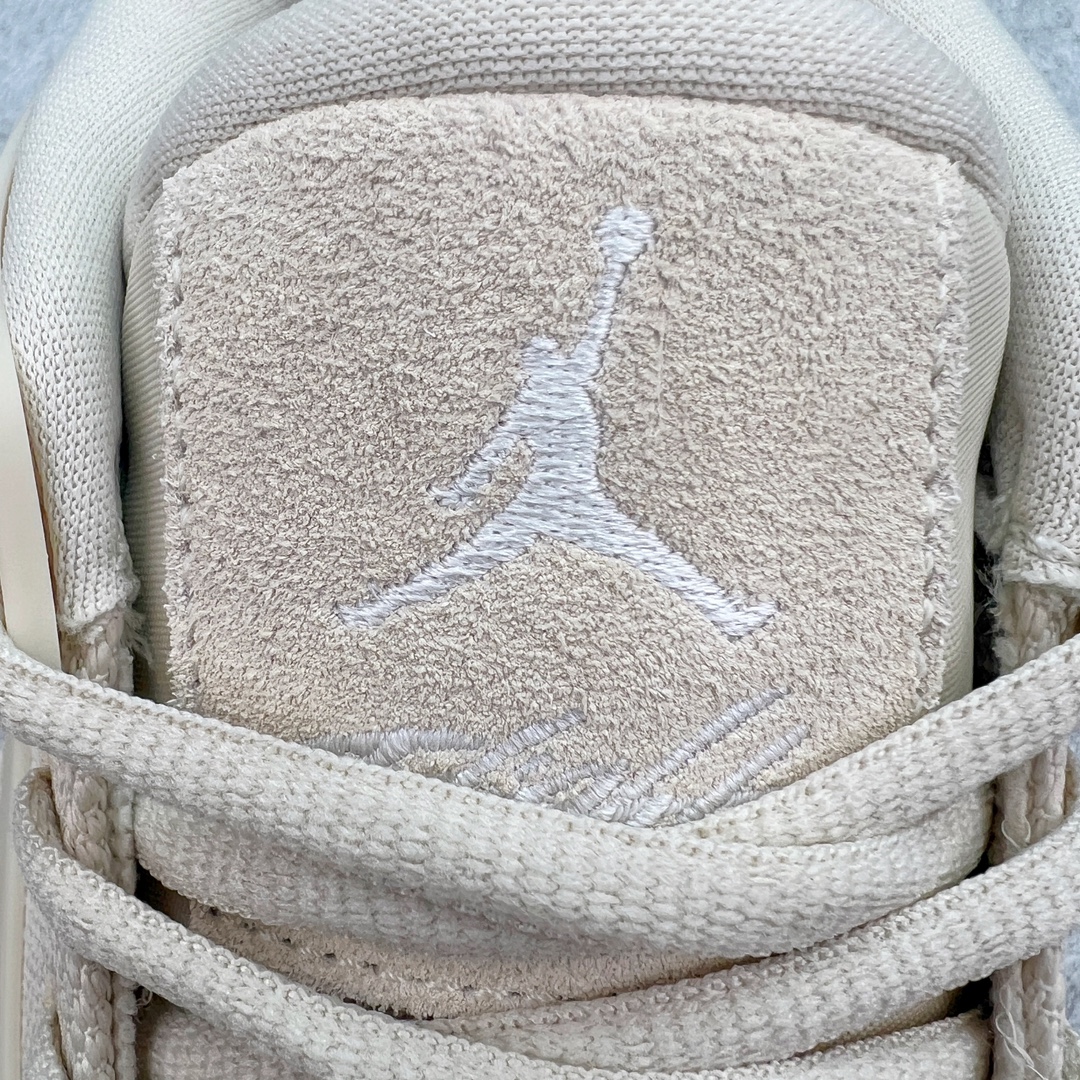 图片[13]-💰270 ＃F版纯原 Air Jordan AJ4 RM 重制版低帮复古篮球鞋 米白 FQ7940-200 采用了低帮的设计 并保留了众多AJ4的经典元素 鞋身以皮革、麂皮材质拼接打造 AJ4经典的TPU材质延伸至后跟 增强鞋款稳定性 而鞋身侧面的网格设计则被取消 尾部的NIKE AIR标志也得到保留 并同时带有飞人logo 中底部分同样搭载了可视AIR气垫 鞋底采用米白色中底和外底呈现 为整个设计收尾 SIZE：36 36.5 37.5 38 38.5 39 40 40.5 41 42 42.5 43 44 44.5 45 46 47.5 编码：by3936040-运动鞋