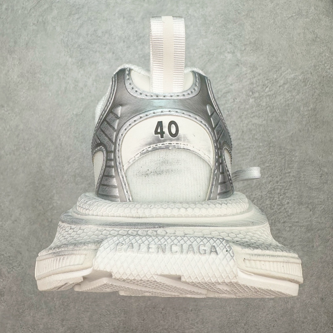 图片[8]-💰200 ＃TG版 福利特价‼BALENCIAGA 3XL Sneakers 巴黎世家十代网布系带低帮走秀复古老爹鞋 配套套现全码福利开炸 长期补货价格一步到位 市场中端王者 欢迎对比 实力大厂成熟流水线出品 品控完美 免检产品 新配色陆续开发 全套原纸板楦头开发 完美版型 鞋头边缘和后帮徽标 鞋面和后跟凸印尺码 鞋舌 3XL 橡胶品牌标识和反光细节 鞋帮拉袢和鞋舌拉祥 配反光细节 备用鞋带在鞋履前侧 可在穿着前取下 便于不同造型搭配 注意运费超重 偏大一码 尺码：35 36 37 38 39 40 41 42 43 44 45 46 编码：Qby2936070-运动鞋