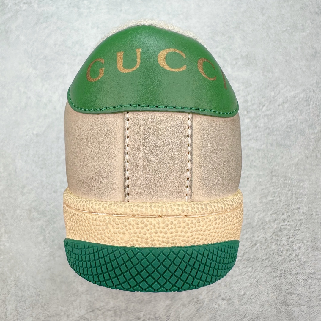 图片[8]-💰290 ＃纯原福利‼Gucci Screener sneaker 古驰双G小脏鞋系列复古怀旧校园风低帮板鞋 全套原楦原纸版原鞋开模 全网最具灵魂的版型 鞋头上翘1.6CM 后跟自然弧度内收 双G珐琅 条纹清晰 原厂五金带3M反光 原装意大利进口里外全皮 纯手工水洗做旧处理 侧面条纹饰带 原厂定制 零串色零起毛 大底防滑网格由里到外大小逐渐递减 原厂数据电绣 清晰立体 多边形闪钻大小一致带光泽 全鞋电脑针车 紧密相连 针距密度一致 环保乳胶注塑鞋垫 厚度脚感还原原版 皮面裁剪部位 统一油边封口工艺 大底组合零偏差 挑战各种艺术家 右脚鞋侧嵌入NFC防伪芯片装置＋鞋盒标二唯码扫描 秒进官网 专柜全套包装 防尘袋 说明书 质保卡 购物袋 Size：35 36 37 38 39 40 41 42 43 44 45 编码：yby3936060-运动鞋