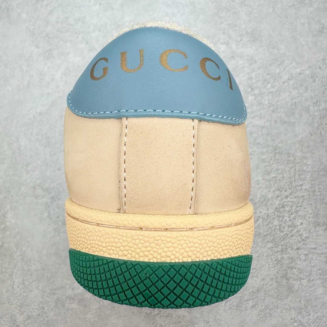 图片[8]-💰290 ＃纯原福利‼Gucci Screener sneaker 古驰双G小脏鞋系列复古怀旧校园风低帮板鞋 全套原楦原纸版原鞋开模 全网最具灵魂的版型 鞋头上翘1.6CM 后跟自然弧度内收 双G珐琅 条纹清晰 原厂五金带3M反光 原装意大利进口里外全皮 纯手工水洗做旧处理 侧面条纹饰带 原厂定制 零串色零起毛 大底防滑网格由里到外大小逐渐递减 原厂数据电绣 清晰立体 多边形闪钻大小一致带光泽 全鞋电脑针车 紧密相连 针距密度一致 环保乳胶注塑鞋垫 厚度脚感还原原版 皮面裁剪部位 统一油边封口工艺 大底组合零偏差 挑战各种艺术家 右脚鞋侧嵌入NFC防伪芯片装置＋鞋盒标二唯码扫描 秒进官网 专柜全套包装 防尘袋 说明书 质保卡 购物袋 Size：35 36 37 38 39 40 41 42 43 44 45 编码：yby3936060-运动鞋