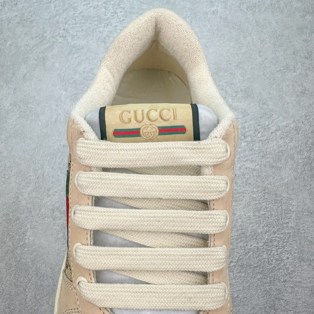 图片[5]-💰290 ＃纯原福利‼Gucci Screener sneaker 古驰双G小脏鞋系列复古怀旧校园风低帮板鞋 全套原楦原纸版原鞋开模 全网最具灵魂的版型 鞋头上翘1.6CM 后跟自然弧度内收 双G珐琅 条纹清晰 原厂五金带3M反光 原装意大利进口里外全皮 纯手工水洗做旧处理 侧面条纹饰带 原厂定制 零串色零起毛 大底防滑网格由里到外大小逐渐递减 原厂数据电绣 清晰立体 多边形闪钻大小一致带光泽 全鞋电脑针车 紧密相连 针距密度一致 环保乳胶注塑鞋垫 厚度脚感还原原版 皮面裁剪部位 统一油边封口工艺 大底组合零偏差 挑战各种艺术家 右脚鞋侧嵌入NFC防伪芯片装置＋鞋盒标二唯码扫描 秒进官网 专柜全套包装 防尘袋 说明书 质保卡 购物袋 Size：35 36 37 38 39 40 41 42 43 44 45 编码：yby3936060-运动鞋