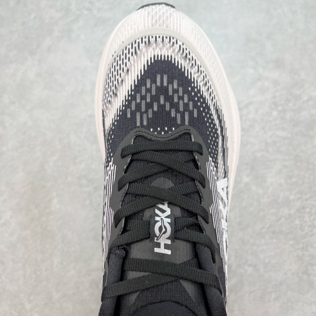 图片[4]-＃HK纯原 HOKA ONE ONE SKY FLOW 低帮舒适百搭防滑耐磨低帮休闲跑步鞋男女同款 始终致力于为所有跑者提供更新、更好的跑步装备 相比常规跑鞋 HOKA ONE ONE特别研发使用性能独特的几何形跑鞋中底 此种鞋底更厚、更高、回弹性也更好 除了卓越的缓冲性能 它还能为各种阶段的跑者带来更具动感、更加稳定的跑步体验 HOKA One One从设计之初就清楚意识到 要保证跑者步幅的均匀一致 双脚自然而然的运动至关重要 尺码：36 36.5 37.5 38 38.5 39 40 40.5 41 42 42.5 43 44 44.5 45-选品中心