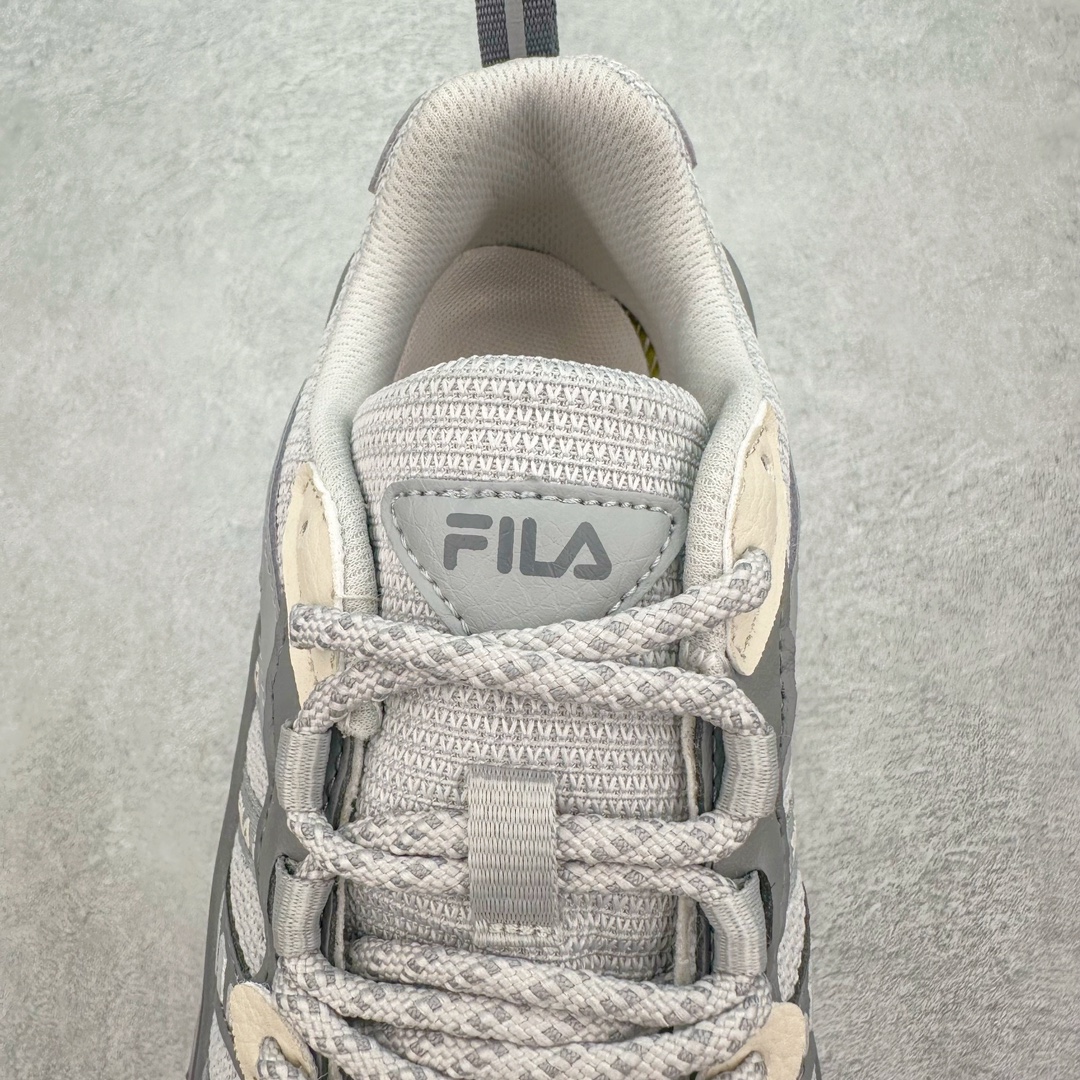 图片[5]-💰180 FILA FUSION 斐乐鱼翅3.0摩登潮牌防滑耐磨轻便运动鞋 FUSION 系列传承了 FILA 的百年基因，融入年轻运动及潮流文化，成为引领变革、创新突破的一代。以“1+N” 的跨界合作模式重现经典的同时创造经典。带来最出其不意的跨界合作惊喜。同时，FILAFUSION把FILA 的 DNA 融入到定制体验里，你可以随心制造厲于你的产品。FILA FUSION 的鞋家族涵盖了老爹鞋、跑步鞋、网球鞋、季节款。风格复古新潮，满足了时尚人士出行及各类运动的搭配需求，成为当下年轻人筷拥的鞋类品牌之一。FILA FUSION 走进年轻人的世界，通过年轻人运动，街舞，滑板，篮球，展现 FILA FUSION 的潮流态度和年轻文化。FILA FUSION 认为末来属于引领变革、创新突破的年轻一代，让我们一起构成 FILA 未来的蓝图吧！SIZE：35.5 36 36.5 37.5 38 38.5 39 40 40.5 41 42 42.5 43 44 44.5 45 编码：Bby2936050-运动鞋