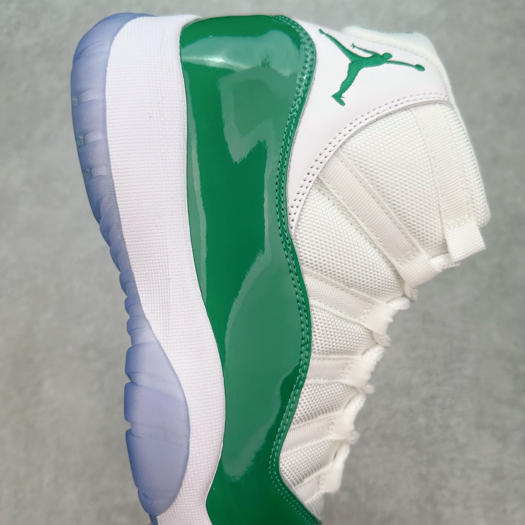 图片[6]-💰370 ＃NC版 Air Jordan AJ11 Retro 白绿 CT8012-113 原楦原档案数据开模打造 原厂中底拉帮钢印 原厂漆皮 防冻不开裂 头层皮料 原装鞋撑 水晶大底正确色度色泽 原楦原数据刺绣 原厂车缝走线及对位 毫厘不差 飞人logo采用原数据电脑刺绣 原装正品碳纤维真实碳板 增强抗扭 原内标 原盒标 正确官方原盒 原厂防氧化水晶外底 原厂配套厂全掌solo气垫  Size：40 40.5 41 42 42.5 43 44 44.5 45 46 47.5 编码：by4936040-运动鞋