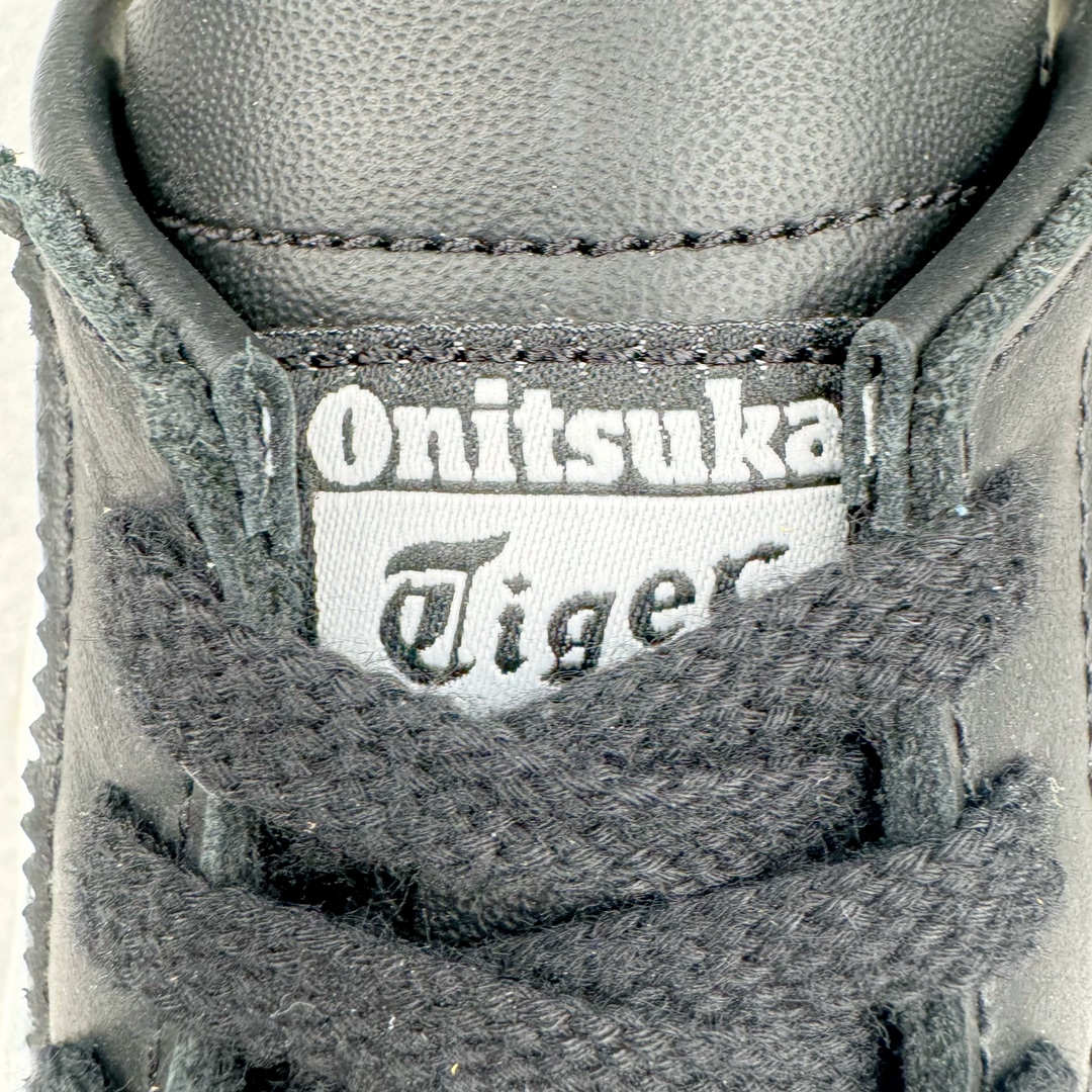 图片[12]-💰200 ＃MOK Asics Onitsuka Tiger MEXICO 66 亚瑟士鬼冢虎复古经典板鞋 市场最强版本 每个配色均购入原鞋校对 真正原厂头层牛皮 如假包赔 纹路、色泽、皮心颜色 质感百分百还原 海外订单工厂出品 超成熟稳定的做工品控 原装全套纸板楦头开发 原汁原味 完美呈现版型 私模正确鞋底咬花纹路 一比一鞋头弧度高度鞋身弧度 绝不口嗨 细节品控鞋型随意秒杀市面 原档咬花纹路私模大底 一个单元有六个三角形 总体形拼接呈现花瓣状 官方四联吊牌 原装Ortholite轻量化鞋垫 原盒原配 质保卡 说明书 钢印防尘纸  纸板中底带钢印 乳胶组合鞋垫 支持全方位的对比专柜 产品从款式颜色造型上体现出追求舒适和细节的完美 鞋类更是推崇手工制作的严谨与完美 融舒适性与可穿性的设计风格 注重细节的完美和别致魅力 既保持稳重 又不失轻松的时尚感 尺码：35 36 37 37.5 38 39 39.5 40 40.5 41.5 42 42.5 43.5 44 45 46 编码：by2936070-运动鞋