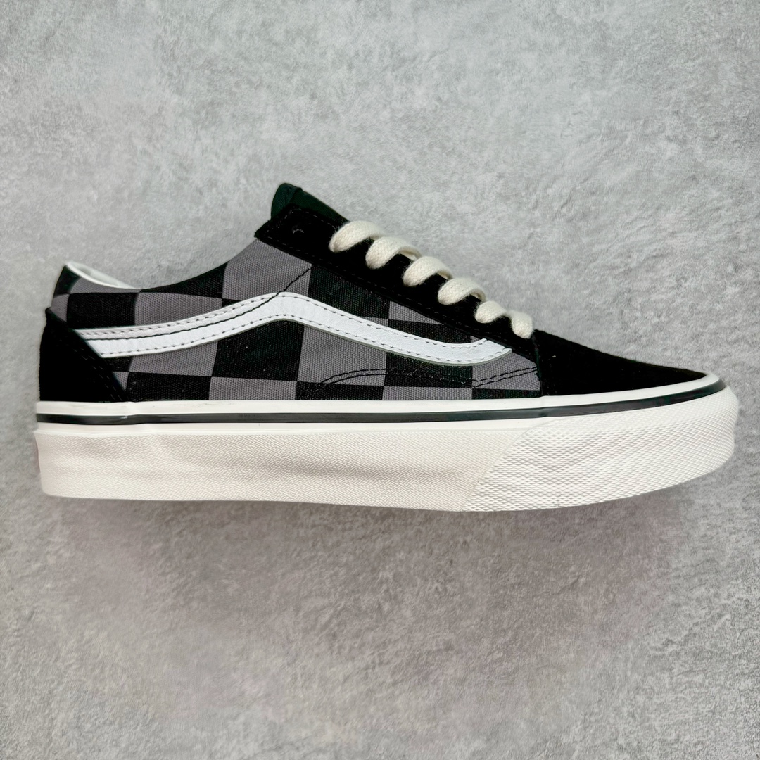 💰130 Vans Old Skool 黑灰棋盘格n安纳海姆系列低帮复古帆布鞋 尺码：35 36 36.5 37 38 38.5 39 40 40.5 41 42 42.5 43 44 45 编码：by2936000-运动鞋