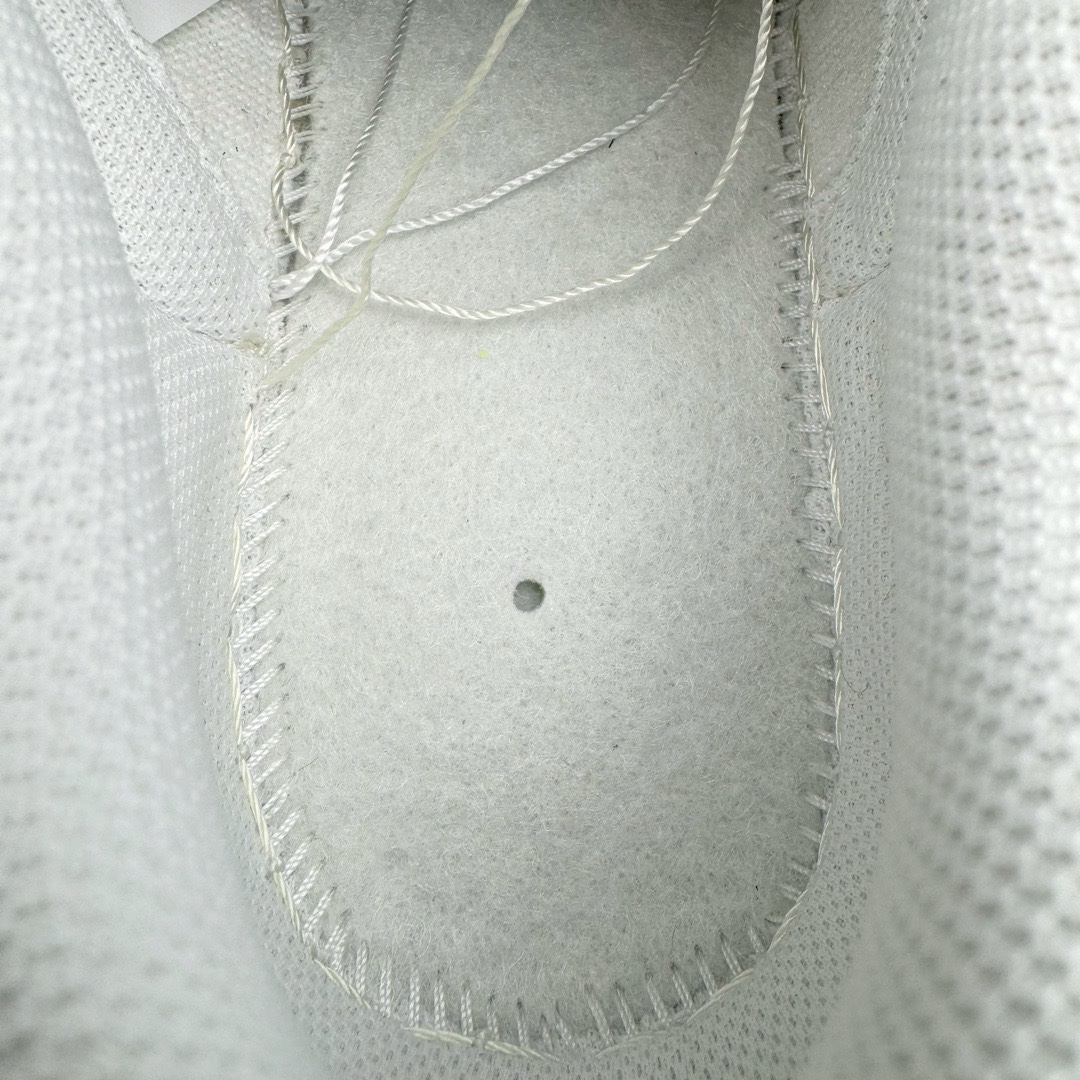 图片[18]-＃YC纯原福利 NK Dunk Low 豆乳熊仔 美拉德 棕米 DD1873-200 定制系列天花板 无原鞋不开发 全系列得物原鞋一比一校对开发 配色持续更新中 终端对接 优势输出 全套原厂楦头原纸板数据档案倾力打造 原汁原味莞产 极致还原 圈内最强针车工艺 高端零售指定版 广东原厂配套原盒原标 鞋盒分三个尺码段 原厂冲刀 超高清洁度 全鞋零毛边皮料切割 采用原厂百宏鞋带以及原厂百宏织唛舌标 内标可供原厂几率过验 进口原装条纹中底布 四线拉帮白色点胶 原厂拉帮手法遵循公司 原厂电绣 极致还原 尺码：35.5 36 36.5 37.5 38 38.5 39 40 40.5 41 42 42.5 43 44 44.5 45 46-选品中心