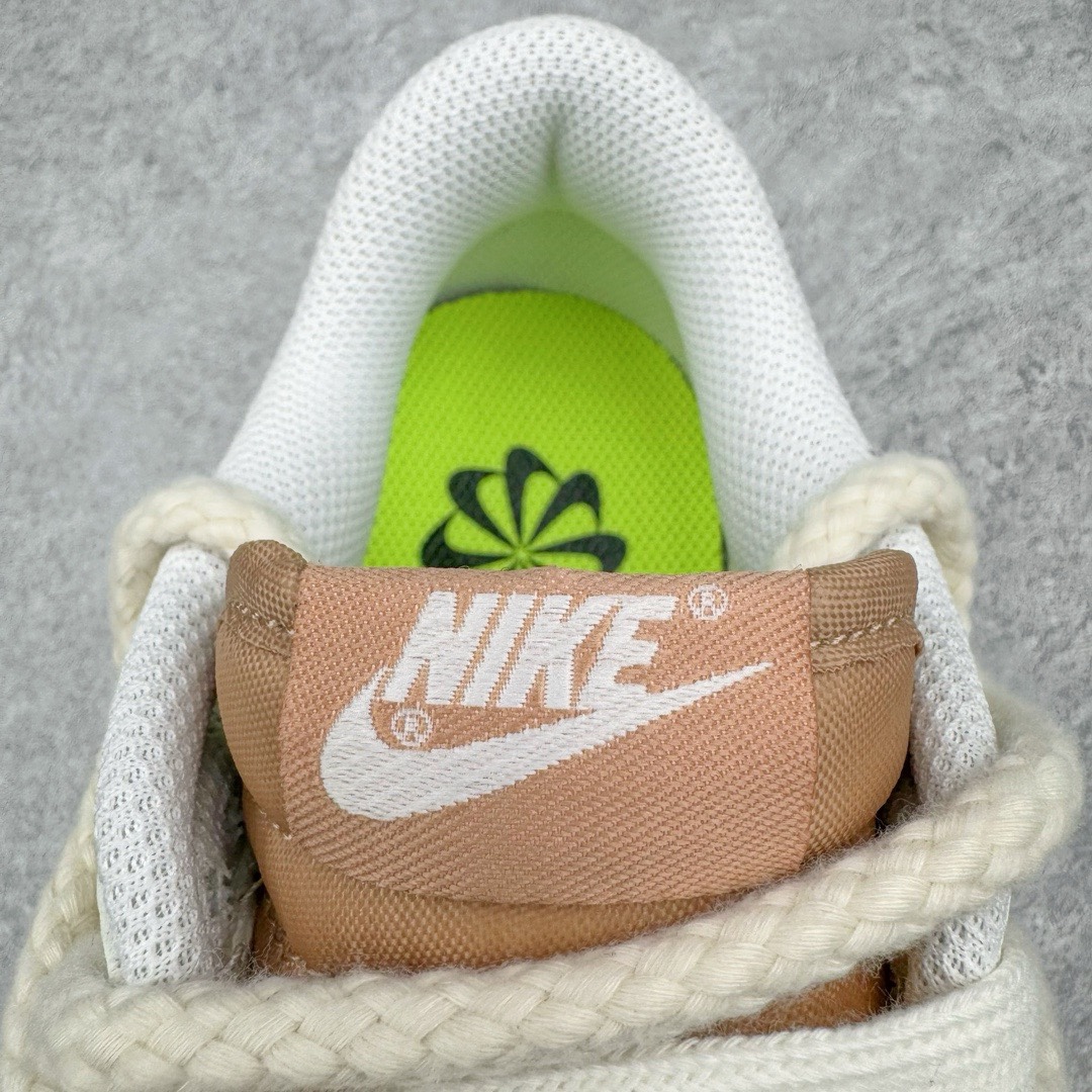 图片[15]-＃YC纯原福利 NK Dunk Low 豆乳熊仔 美拉德 棕米 DD1873-200 定制系列天花板 无原鞋不开发 全系列得物原鞋一比一校对开发 配色持续更新中 终端对接 优势输出 全套原厂楦头原纸板数据档案倾力打造 原汁原味莞产 极致还原 圈内最强针车工艺 高端零售指定版 广东原厂配套原盒原标 鞋盒分三个尺码段 原厂冲刀 超高清洁度 全鞋零毛边皮料切割 采用原厂百宏鞋带以及原厂百宏织唛舌标 内标可供原厂几率过验 进口原装条纹中底布 四线拉帮白色点胶 原厂拉帮手法遵循公司 原厂电绣 极致还原 尺码：35.5 36 36.5 37.5 38 38.5 39 40 40.5 41 42 42.5 43 44 44.5 45 46-选品中心