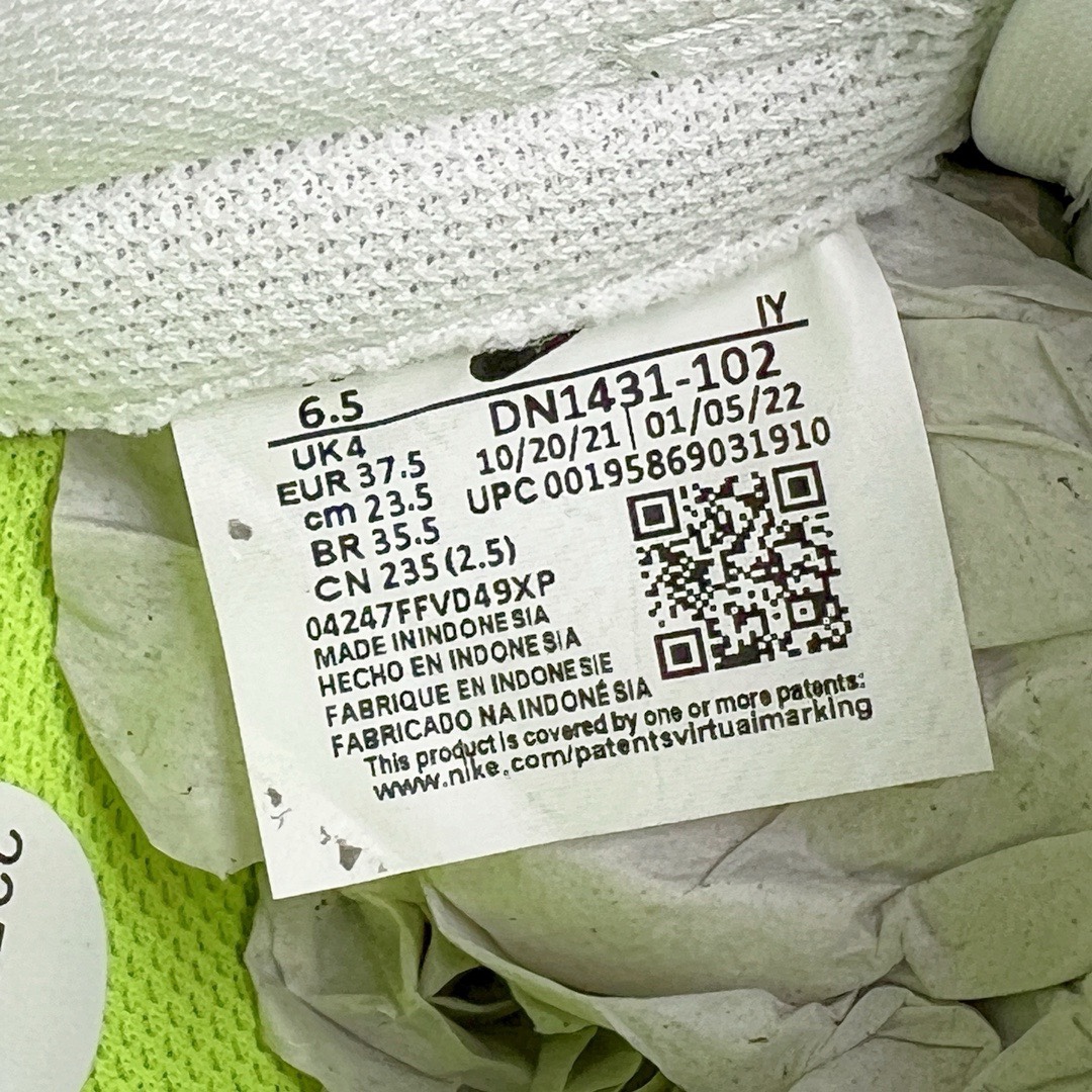 图片[16]-＃YC纯原福利 NK Dunk Low 解构 青提奶绿 DN1431-102 定制系列天花板 无原鞋不开发 全系列得物原鞋一比一校对开发 配色持续更新中 终端对接 优势输出 全套原厂楦头原纸板数据档案倾力打造 原汁原味莞产 极致还原 圈内最强针车工艺 高端零售指定版 广东原厂配套原盒原标 鞋盒分三个尺码段 原厂冲刀 超高清洁度 全鞋零毛边皮料切割 采用原厂百宏鞋带以及原厂百宏织唛舌标 内标可供原厂几率过验 进口原装条纹中底布 四线拉帮白色点胶 原厂拉帮手法遵循公司 原厂电绣 极致还原 尺码：35.5 36 36.5 37.5 38 38.5 39 40 40.5 41 42 42.5 43 44-选品中心