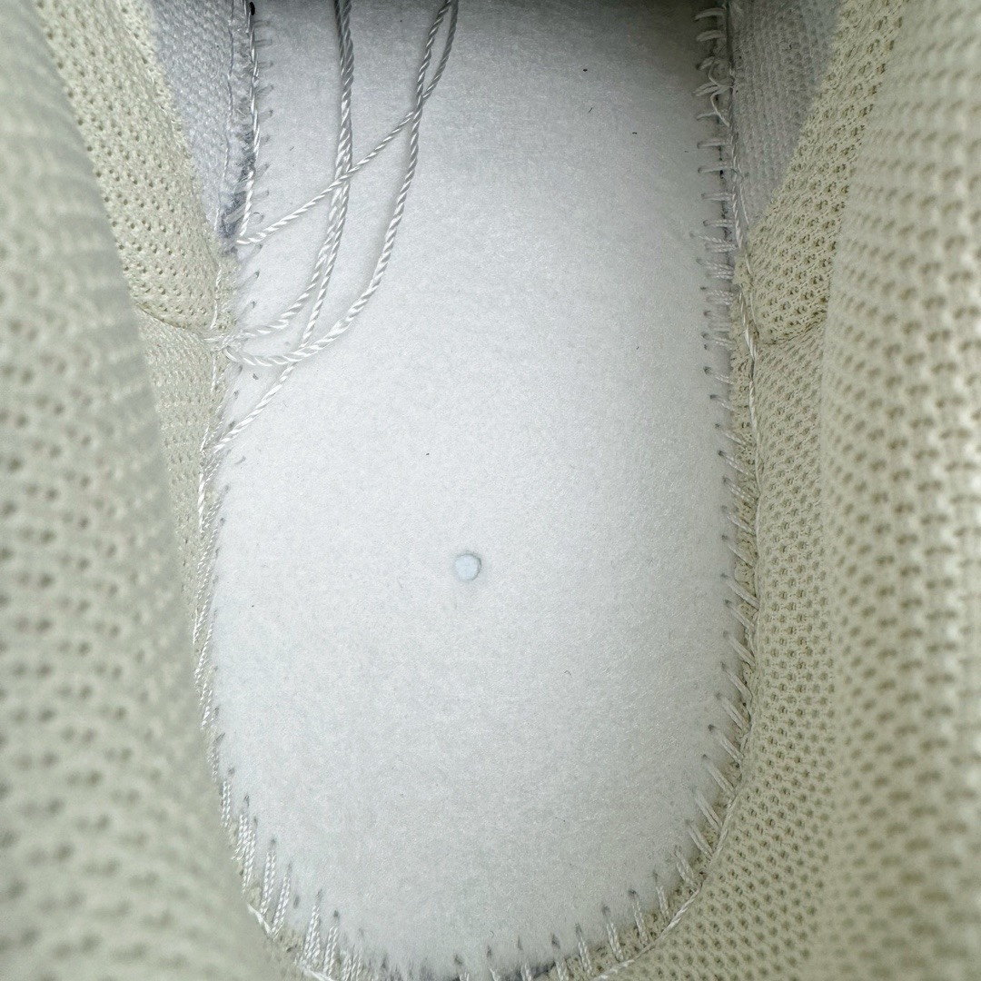 图片[19]-＃YC纯原福利 NK Dunk Low 生打椰椰 DD1873-103 定制系列天花板 无原鞋不开发 全系列得物原鞋一比一校对开发 配色持续更新中 终端对接 优势输出 全套原厂楦头原纸板数据档案倾力打造 原汁原味莞产 极致还原 圈内最强针车工艺 高端零售指定版 广东原厂配套原盒原标 鞋盒分三个尺码段 原厂冲刀 超高清洁度 全鞋零毛边皮料切割 采用原厂百宏鞋带以及原厂百宏织唛舌标 内标可供原厂几率过验 进口原装条纹中底布 四线拉帮白色点胶 原厂拉帮手法遵循公司 原厂电绣 极致还原 尺码：35.5 36 36.5 37.5 38 38.5 39 40 40.5 41 42 42.5 43 44 44.5 45 46 47.5-选品中心