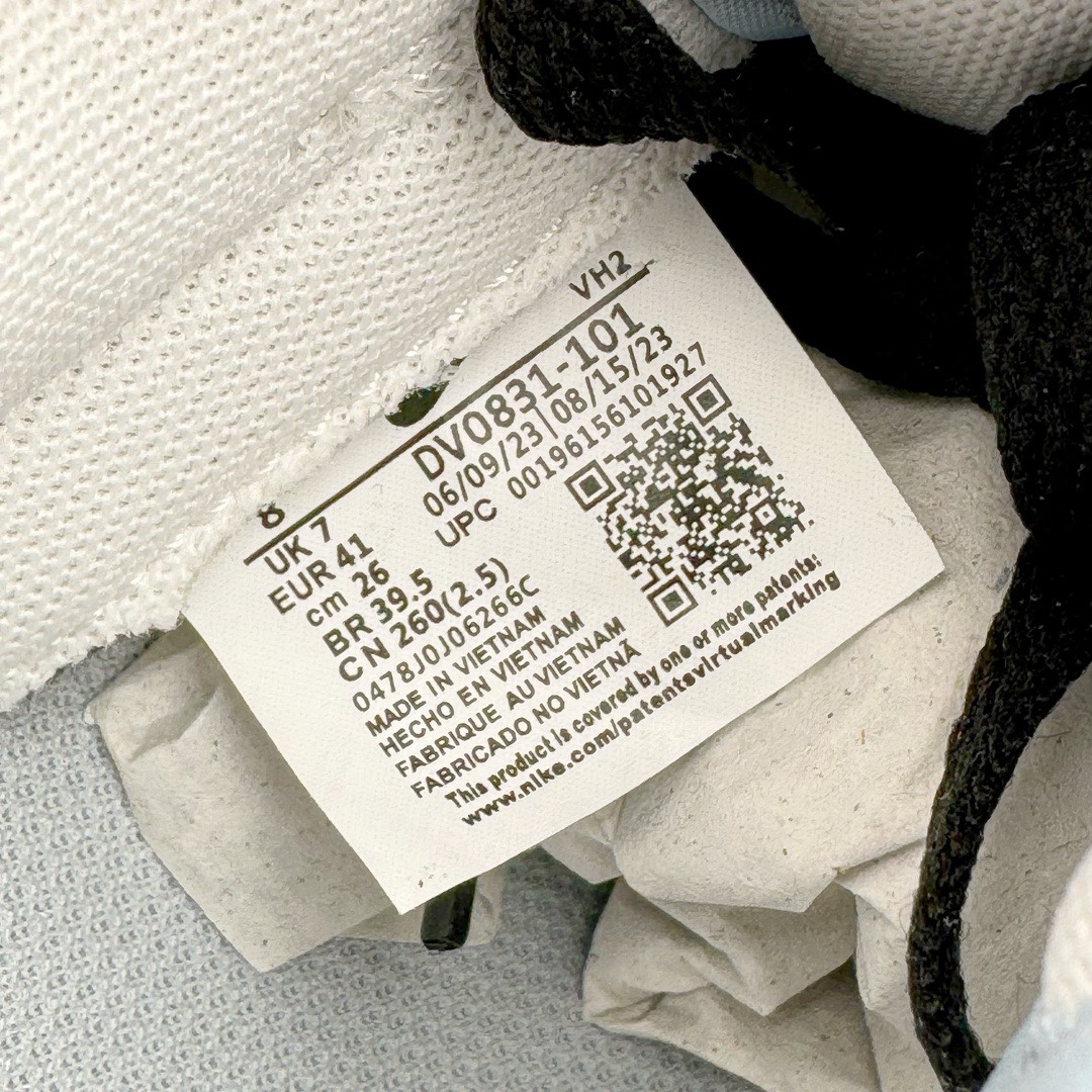 图片[18]-＃YC纯原福利 NK Dunk Low 国风文竹 DV0831-101 定制系列天花板 无原鞋不开发 全系列得物原鞋一比一校对开发 配色持续更新中 终端对接 优势输出 全套原厂楦头原纸板数据档案倾力打造 原汁原味莞产 极致还原 圈内最强针车工艺 高端零售指定版 广东原厂配套原盒原标 鞋盒分三个尺码段 原厂冲刀 超高清洁度 全鞋零毛边皮料切割 采用原厂百宏鞋带以及原厂百宏织唛舌标 内标可供原厂几率过验 进口原装条纹中底布 四线拉帮白色点胶 原厂拉帮手法遵循公司 原厂电绣 极致还原 尺码：35.5 36 36.5 37.5 38 38.5 39 40 40.5 41 42 42.5 43 44 44.5 45 46 47.5-选品中心