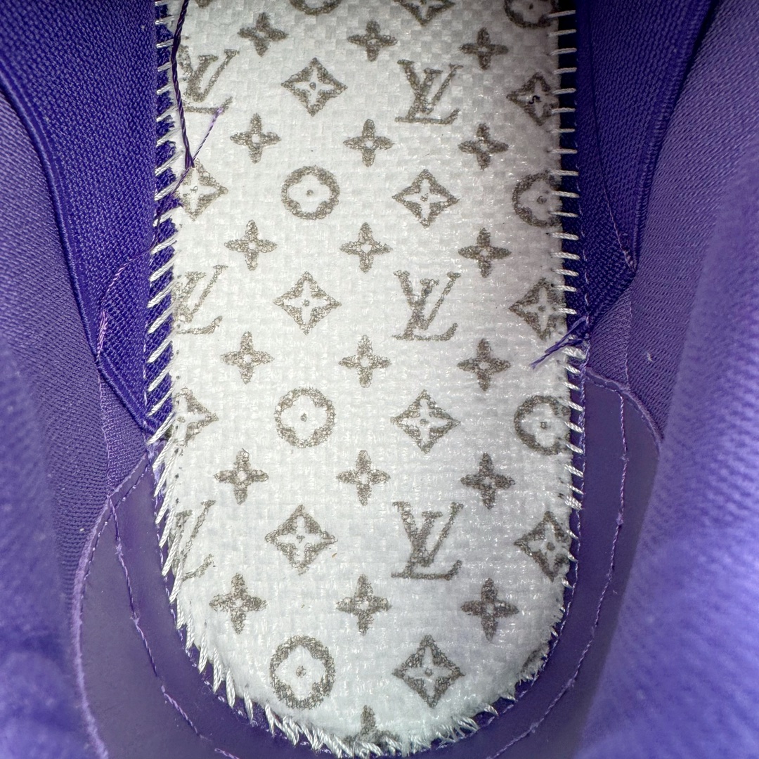 图片[22]-💰480 ＃GD广顶 Louis Vuitton Trainer Maxi路易威登时装走秀运动时尚板鞋 小胖丁面包鞋 外贸零售特供批次 2023全新纸板数据 印花高频效果碾压市面 市售天花板产物 耗时半年巨作 全套原厂新版原纸板楦头开发 原厂特供皮料加持 市场所有版本中综合最强的货品 GD实力大厂出品 全网最全配色更新最快 最成熟的做工稳定的品控 完美鞋型超高的清洁度 零毛边线头瑕疵 全套原楦原纸版原鞋开模 全网最具灵魂的版型 正确原装黄色鞋盒 正确中底印花 鞋面印花3D高频深度立体 全鞋电脑针车 紧密相连 针距密度一致 环保乳胶注塑鞋垫 厚度脚感还原原版 皮面裁剪部位 统一油边封口工艺 原装橡胶大底含胶量大底组合零偏差 专柜全套包装 防尘袋 说明书 质保卡 男女鞋 尺码：35 36 37 38 39 40 41 42 43 44 45 编码：by5936050-运动鞋