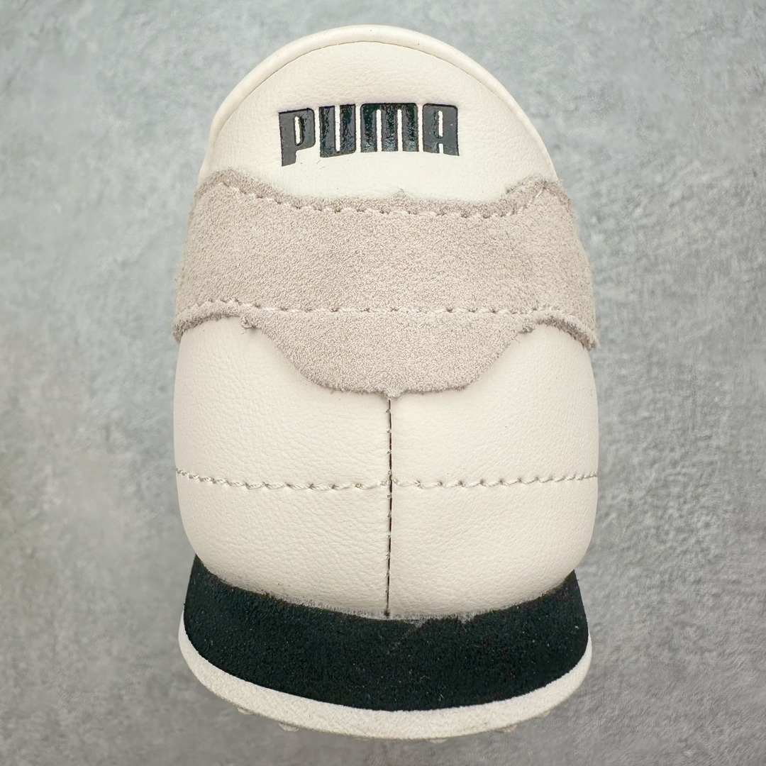 图片[8]-💰140 PUMA Bella UT Low 彪马贝拉UT系列低帮薄底德训复古风经典百搭休闲慢跑鞋 继将 Speedcat OG 带回后，近日 Puma 再以品牌档案室的经典鞋型 Bella OG 为蓝本，推出契合时下薄底球鞋趋势的 Bella UT 鞋款。自 21 世纪初问世以来，Bella OG 鞋型以其独特的薄底设计和上翻外底设计收获了众多年轻拥趸，更是 PUMA DNA 中不可磨灭的经典。此番重新推出的 Bella UT 鞋款，整体鞋面采用上乘皮革材质，并延续 Formstrip 设计语言；鞋头处采用精致的包头设计，搭配麂皮材质提升质感；鞋底部分保留 Bella 鞋款标志性的薄底和点状橡胶外底，上翘的设计包裹鞋面；鞋舌与鞋跟分别点缀美洲狮 Logo 与品牌字母 Logo。值得一提的是，本次 Bella UT 鞋款搭载 SOFTFOAM+ 鞋垫，兼顾美学设计与穿着舒适度。而配色上则提供白、黄、蓝、银、粉五款颜色。尺码：36 37 37.5 38 39 39.5 40 40.5 41.5 42 42.5 43.5 44 45 编码：Bby2936010-运动鞋