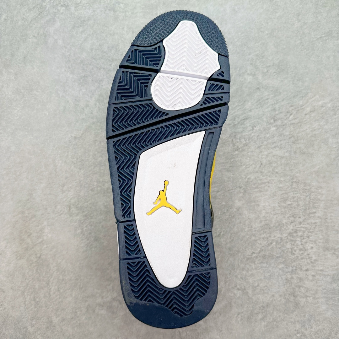 图片[9]-💰150 ＃福利特价‼Air Jordan AJ4 Retro 大厂出品 原纸板楦头开发 定制优质皮料 完美鞋型匹配公司货 正确TPU鞋舌锁扣 最新原厂底模 大底卡色咬花完美 鞋柜必备鞋款 终端现货供应 尺码：36 36.5 37.5 38 38.5 39 40 40.5 41 42 42.5 43 44 44.5 45 编码：Kby2936020-运动鞋