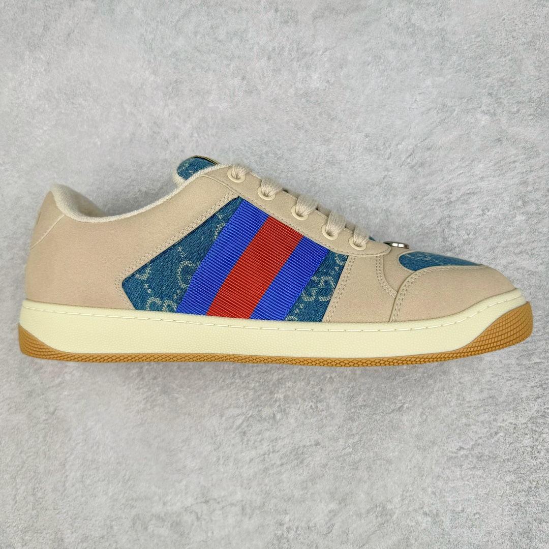 图片[8]-💰180 ＃福利特价‼Gucci Screener sneaker 古驰双G小脏鞋系列复古怀旧校园风低帮板鞋 全套原楦原纸版原鞋开模0纯手工水洗做旧处理 侧面条纹饰带 原厂定制 原厂数据电绣 清晰立体 全鞋电脑针车 紧密相连 针距密度一致 环保乳胶注塑鞋垫 厚度脚感还原原版 皮面裁剪部位 统一油边封口工艺 右脚鞋侧嵌入NFC防伪芯片装置＋鞋盒标二唯码扫描 秒进官网 专柜全套包装 防尘袋 说明书 质保卡 购物袋 Size：35 36 37 38 39 40 41 42 43 44 45 编码：Bby2936050-运动鞋