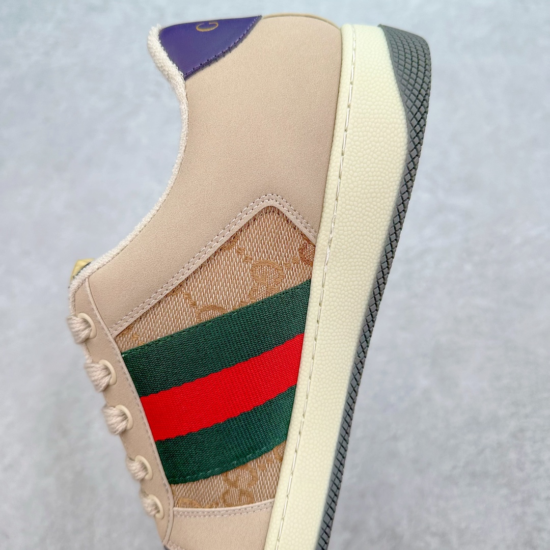 图片[7]-💰180 ＃福利特价‼Gucci Screener sneaker 古驰双G小脏鞋系列复古怀旧校园风低帮板鞋 全套原楦原纸版原鞋开模0纯手工水洗做旧处理 侧面条纹饰带 原厂定制 原厂数据电绣 清晰立体 全鞋电脑针车 紧密相连 针距密度一致 环保乳胶注塑鞋垫 厚度脚感还原原版 皮面裁剪部位 统一油边封口工艺 右脚鞋侧嵌入NFC防伪芯片装置＋鞋盒标二唯码扫描 秒进官网 专柜全套包装 防尘袋 说明书 质保卡 购物袋 Size：35 36 37 38 39 40 41 42 43 44 45 编码：Bby2936050-运动鞋