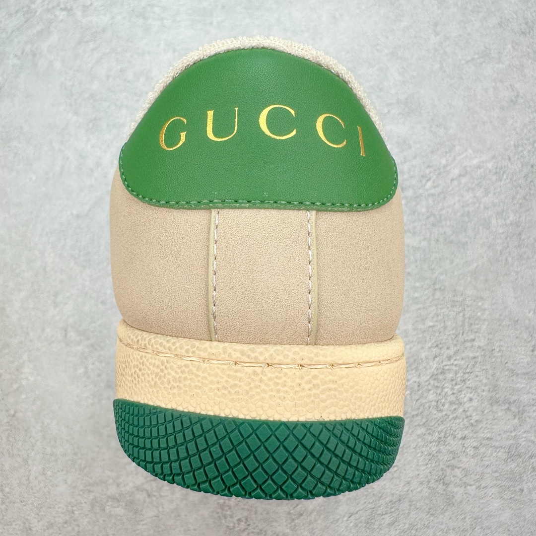 图片[8]-💰180 ＃福利特价‼Gucci Screener sneaker 古驰双G小脏鞋系列复古怀旧校园风低帮板鞋 全套原楦原纸版原鞋开模0纯手工水洗做旧处理 侧面条纹饰带 原厂定制 原厂数据电绣 清晰立体 全鞋电脑针车 紧密相连 针距密度一致 环保乳胶注塑鞋垫 厚度脚感还原原版 皮面裁剪部位 统一油边封口工艺 右脚鞋侧嵌入NFC防伪芯片装置＋鞋盒标二唯码扫描 秒进官网 专柜全套包装 防尘袋 说明书 质保卡 购物袋 Size：35 36 37 38 39 40 41 42 43 44 45 编码：Bby2936050-运动鞋