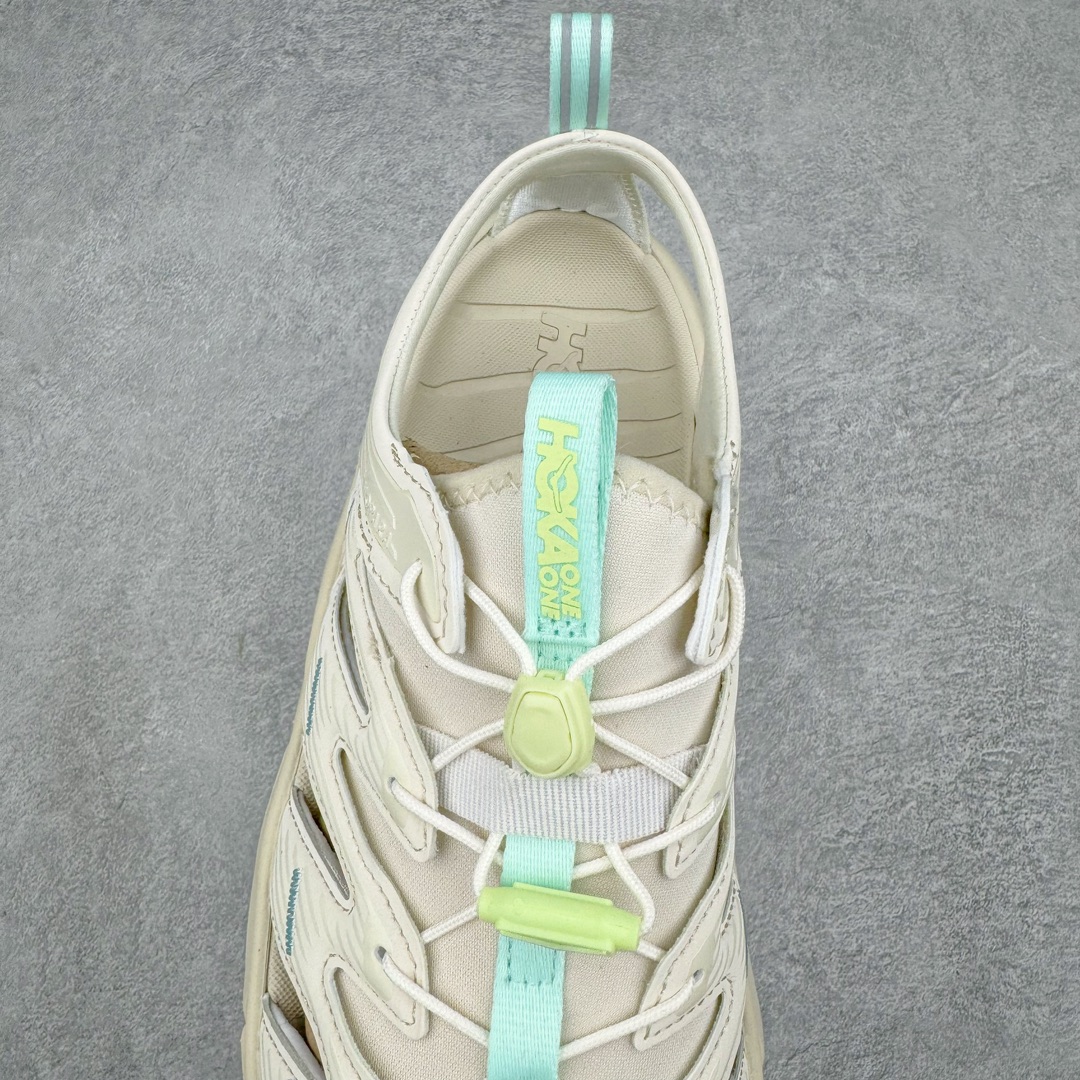 图片[5]-💰170 ＃HK纯原 HOKA One One Hopara Sandals 霍帕拉系列水路两用溯溪涉水休闲户外露营凉鞋 作为先锋品牌的 HOKA ONE ONE总是以独特的方式 HOPA RA是一款溯溪鞋 又名排水鞋 可长期用于涉水和溯溪 保护脚底和脚趾的安全和舒适 鞋面材料速干 透气 耐磨 鞋底防滑 耐磨 抓地能力强 出于安全考虑 设计要求较高 涉水溯溪过程中 水 泥沙 可以直接从鞋内大孔排出 细纹鞋底使在岩石上抓地能力强 避免打滑 而上路后 鞋面具有快干透气等优点 尺码：36 36.5 37.5 38 39 40 40.5 41 42 42.5 43 44 45 编码：by2936040-运动鞋