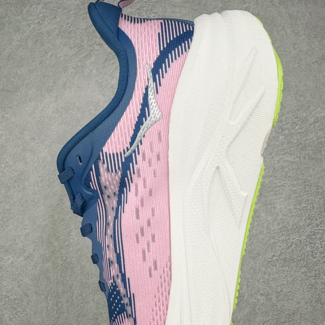 图片[7]-＃HK纯原 HOKA ONE ONE SKY FLOW 低帮舒适百搭防滑耐磨低帮休闲跑步鞋男女同款 始终致力于为所有跑者提供更新、更好的跑步装备 相比常规跑鞋 HOKA ONE ONE特别研发使用性能独特的几何形跑鞋中底 此种鞋底更厚、更高、回弹性也更好 除了卓越的缓冲性能 它还能为各种阶段的跑者带来更具动感、更加稳定的跑步体验 HOKA One One从设计之初就清楚意识到 要保证跑者步幅的均匀一致 双脚自然而然的运动至关重要 尺码：36 36.5 37.5 38 38.5 39 40 40.5 41 42 42.5 43 44 44.5 45-选品中心