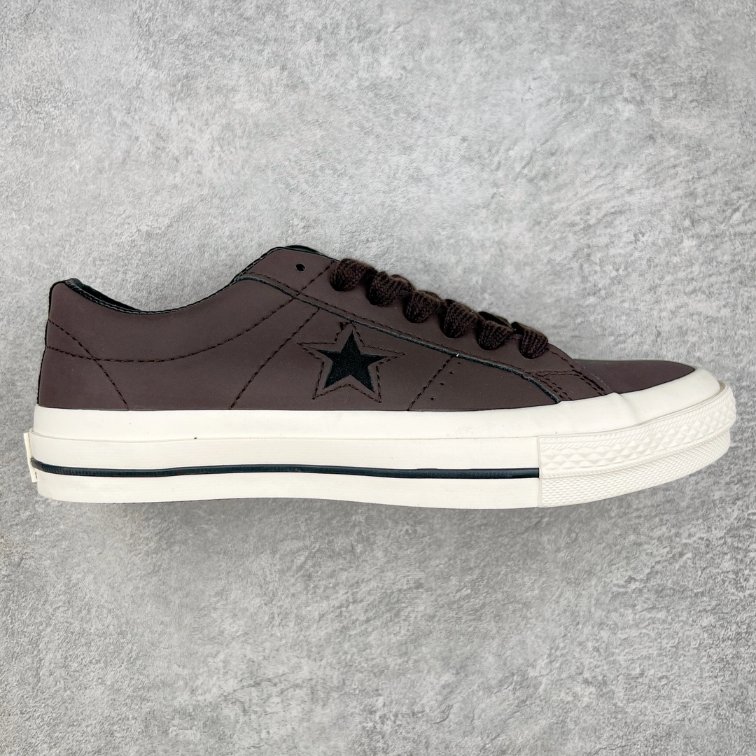 💰150 Converse One Star Pro 黑棕n匡威木村一星复古休闲滑板鞋n经典鞋型提供舒适穿着感受 n低调不浮夸 简约设计 时尚百搭 n官网主推款 ins潮人时髦单品  货号：A02941C 尺码：35-44（36.5 37.5 39.5 41.5 42.5） 编码：by2936020-运动鞋