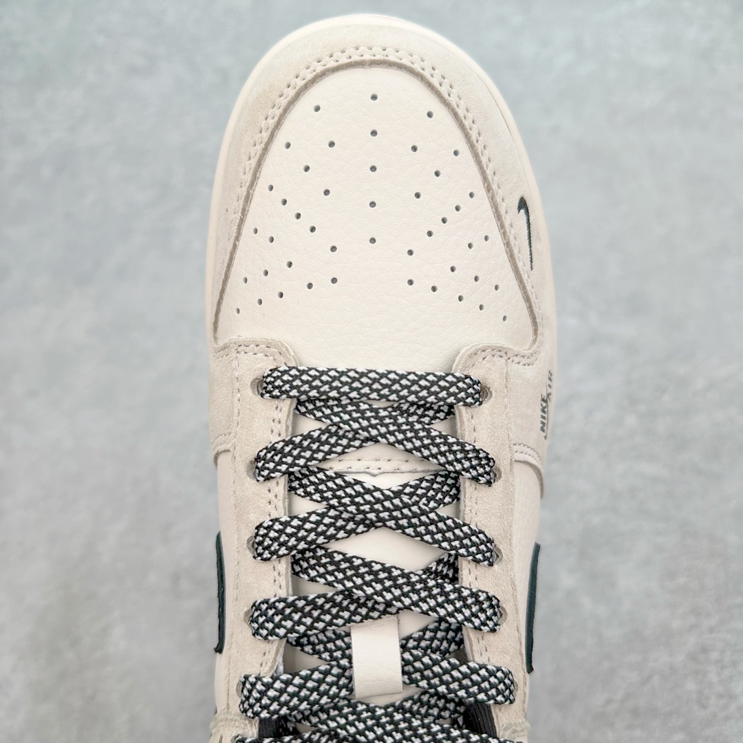 图片[4]-NK Dunk Low 定制配色 SJ2068-270 大厂出品 极力推荐 原装头层材料 独家版型蒸餾加工帶來的是更好的视觉和脚感体验大厂纯原品质出货 清洁度 电绣工艺 皮料切割干净无任何毛边 细节完美 尺码：36 36.5 37.5 38 38.5 39 40 40.5 41 42 42.5 43 44 44.5 45 46 47.5-选品中心