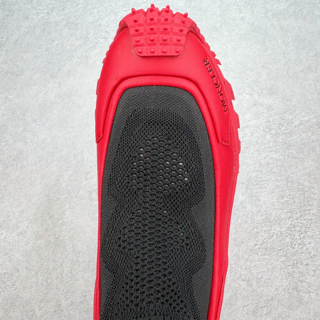 图片[4]-Moncler Trailgrip Gore-Tex 蒙口越野旅行系列高帮袜子鞋厚底轻量户外登山运动 H209A4M00100M2058999 盟可睐MONCLER TRAILGRIP鞋履新季系列 前卫设计碰撞实用科技，轻盈面料无惧炎热夏季，Trailgrip运动鞋作为盟可睐Moncler的秋冬新作横空出世，融蕴品牌山地基因，运用科技前沿技术，征服野外复杂地形。醒目的胎纹设计搭配弧形橡胶鞋头，确保经久耐穿，为山野探险与都市畅游提供高效防护。Trailgrip 2023春夏系列将在既有的实用性基础之上，推出全新配色，并采用更轻材质。尺码：36-46-选品中心