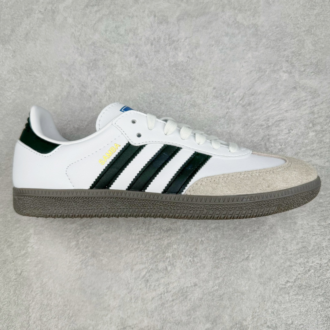 图片[2]-＃VT福利特价 AD Original Samba OG 复古经典轻便板鞋 口碑大厂出品 品控大底版型不断改良更新 全套原纸板楦头开发 确保原汁原味 完美呈现DUNK版型 一比一鞋头弧度高度鞋身弧度 此版本只针对中端市场 皮料材质有所更替 其他数据细节工艺流程均保持一致 绝不口嗨 细节品控鞋型随意对比 正确烫金高频细节 原装纳米超迁皮料 独家私模橡胶大底 原盒原配 这款桑巴鞋展示了高质量的工艺 带有装饰的超锁缝制和无缝的手感 柔软、柔软的皮革造型和标志性的3条纹完成了精致的外观 正规合身鞋带 鞋面上有绒面鞋垫 橡胶鞋底 享受正畸套筒软感 自50年代首次亮相以来就一直在赢得粉丝的青睐 尺码：35.5 36 36.5 37.5 38 38.5 39 40 40.5 41 42 42.5 43 44 44.5 45 46-选品中心