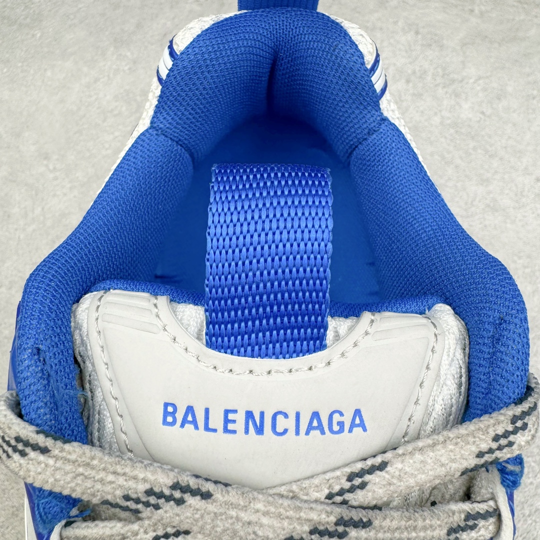图片[10]-＃TG BALENCIAGA 10XL Sneakers 巴黎世家网布系带低帮走秀复古老爹鞋 展现品牌对于新潮事物的热情 这款鞋子拥有巨大尺寸和醒目设计 符合当下”老爹鞋”的趋势 鞋子采用银灰配色 营造出低调而不失华丽的效果 10XL的尺码使它成为市场中最显眼的存在 适合追求个性化的人群 Balenciaga始终站在时尚前沿 此次发布的产品再次体现了他们的创新能力 尺码：35 36 37 38 39 40 41 42 43 44 45 46-选品中心