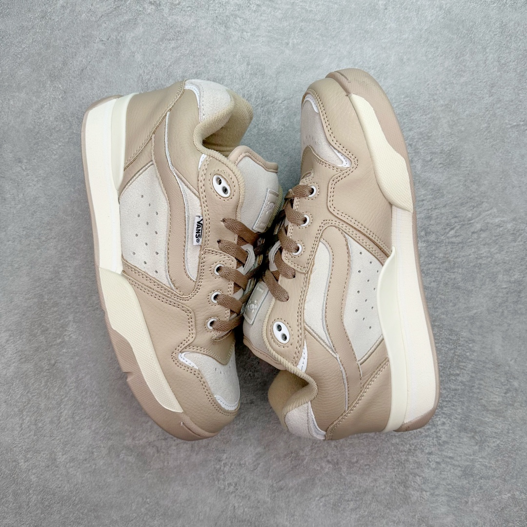 图片[3]-Vans Rowley XLT 系列 范斯官方 减震耐磨复古滑板鞋 Vans 不断坚持延续滑板文化。本次系列以 Rowley XLT 为设计载体，深挖复古元素，推出 Vans Rowley XLT 系列，向滑板文化的致敬。鞋款在设计上，融合了品牌的标志性风格和滑板属性，在为滑板爱好者提供了更加舒适、稳定的滑行体验的同时，也呈现出独特的风格。 尺码：35-45（36.5 38.5 40.5 42.5）正常码-选品中心