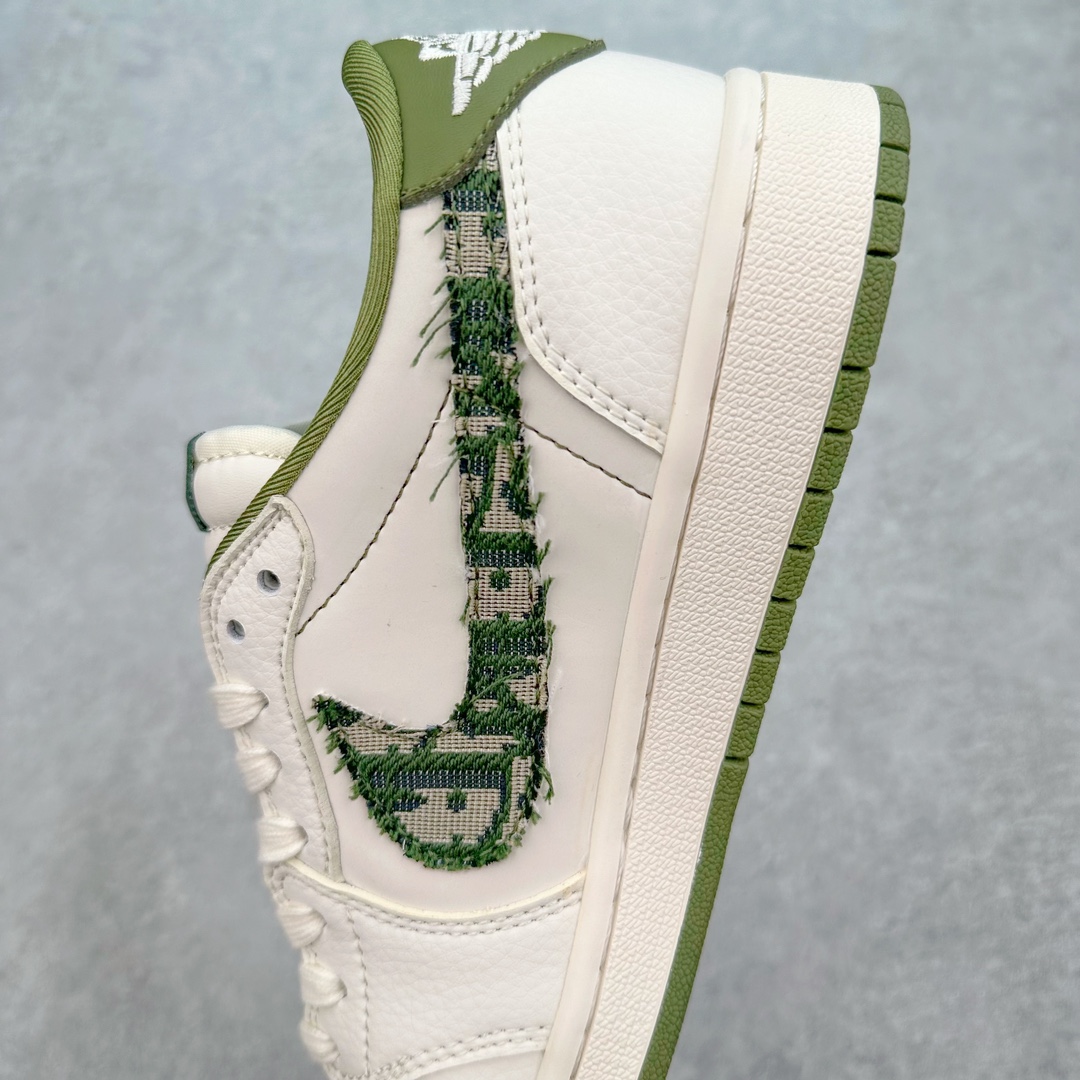 图片[7]-TS x Air Jordan AJ1 Low 倒钩低帮联名定制配色 DM6688-605 原厂内置气垫魔块 A模大底 头层小牛皮 鞋舌AJ原厂专用牛津布+AJ专用反口珍珠布+原厂无杂质高弹内里海棉+特殊封边弹力鞋带 尺码：36 36.5 37.5 38 38.5 39 40 40.5 41 42 42.5 43 44 44.5 45 46 47.5-选品中心