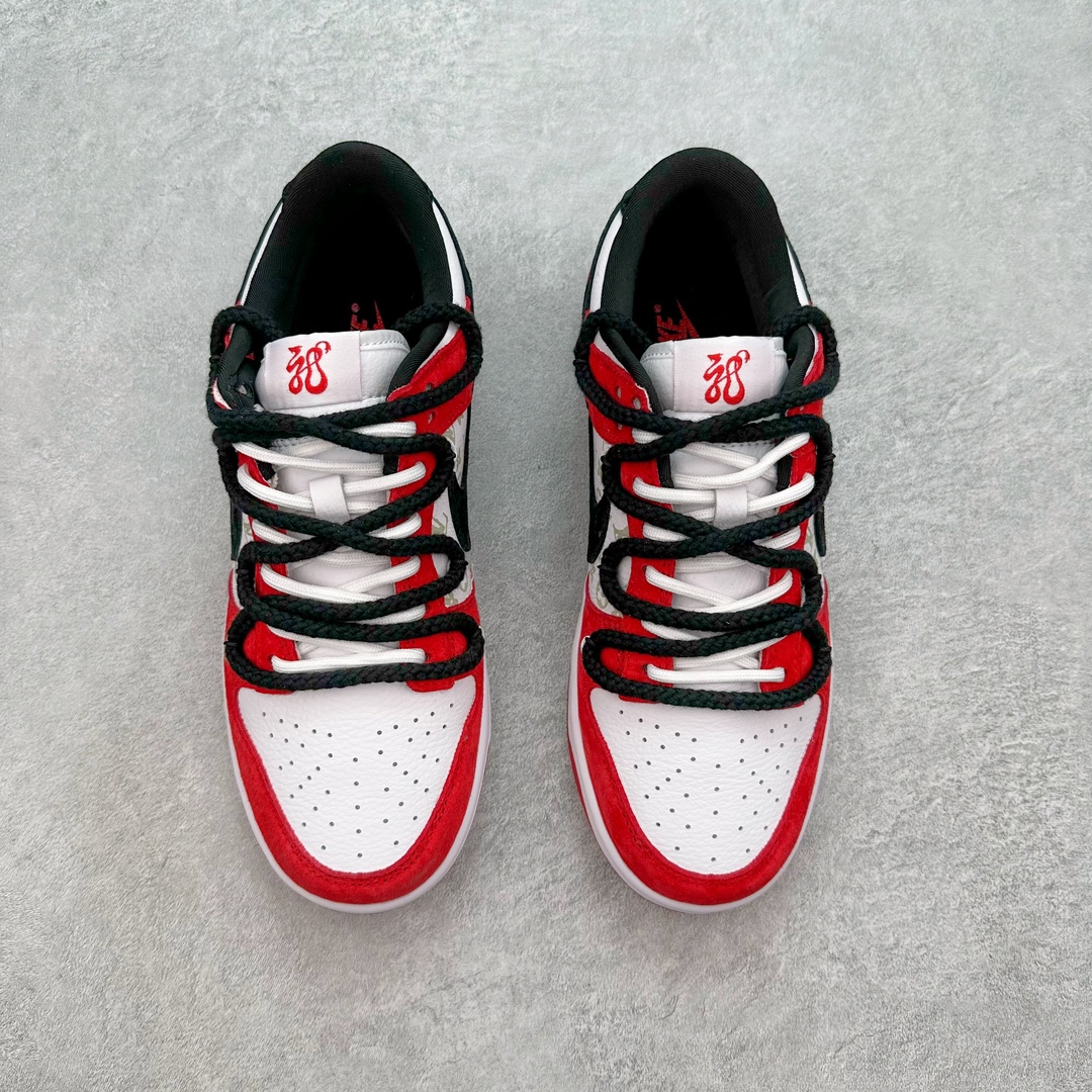 图片[2]-NK Dunk Low 定制配色 SJ2068-231 大厂出品 极力推荐 原装头层材料 独家版型蒸餾加工帶來的是更好的视觉和脚感体验大厂纯原品质出货 清洁度 电绣工艺 皮料切割干净无任何毛边 细节完美 尺码：36 36.5 37.5 38 38.5 39 40 40.5 41 42 42.5 43 44 44.5 45 46 47.5-选品中心