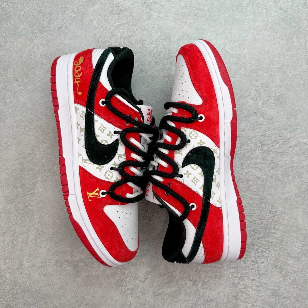 图片[3]-NK Dunk Low 定制配色 SJ2068-231 大厂出品 极力推荐 原装头层材料 独家版型蒸餾加工帶來的是更好的视觉和脚感体验大厂纯原品质出货 清洁度 电绣工艺 皮料切割干净无任何毛边 细节完美 尺码：36 36.5 37.5 38 38.5 39 40 40.5 41 42 42.5 43 44 44.5 45 46 47.5-选品中心