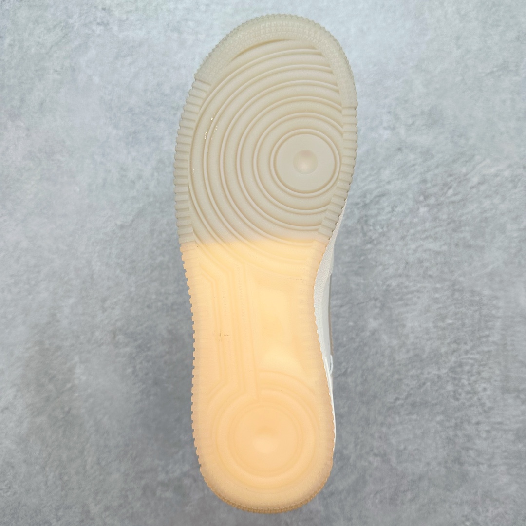 图片[9]-NK Air Force 1´07 Low 空军一号低帮百搭休闲运动板鞋CW1574-708 柔软、弹性十足的缓震性能和出色的中底设计 横跨复古与现代的外型结合 造就出风靡全球 三十多年的Force 1 直到今天还深受青睐 尺码：36 36.5 37.5 38 38.5 39 40 40.5 41 42 42.5 43 44 44.5 45-选品中心