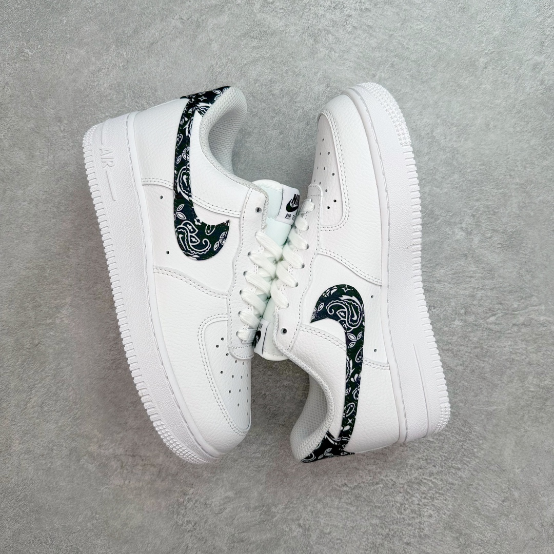 图片[3]-💰120 ＃福利特价‼NK Air Force 1´07 Low 空军一号低帮百搭休闲运动板鞋 柔软、弹性十足的缓震性能和出色的中底设计 横跨复古与现代的外型结合 造就出风靡全球 三十多年的Force 1 直到今天还深受青睐 SIZE：36 36.5 37.5 38 38.5 39 40 40.5 41 42 42.5 43 44 44.5 45 编码：Xby1936090-运动鞋