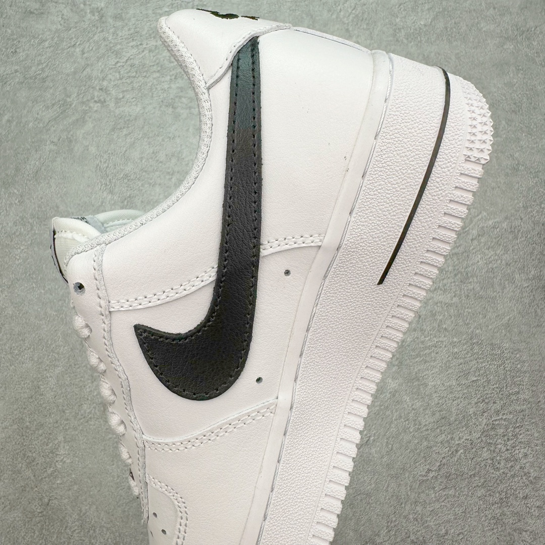 图片[7]-💰120 ＃福利特价‼NK Air Force 1´07 Low 空军一号低帮百搭休闲运动板鞋 柔软、弹性十足的缓震性能和出色的中底设计 横跨复古与现代的外型结合 造就出风靡全球 三十多年的Force 1 直到今天还深受青睐 SIZE：36 36.5 37.5 38 38.5 39 40 40.5 41 42 42.5 43 44 44.5 45 编码：Xby1936090-运动鞋