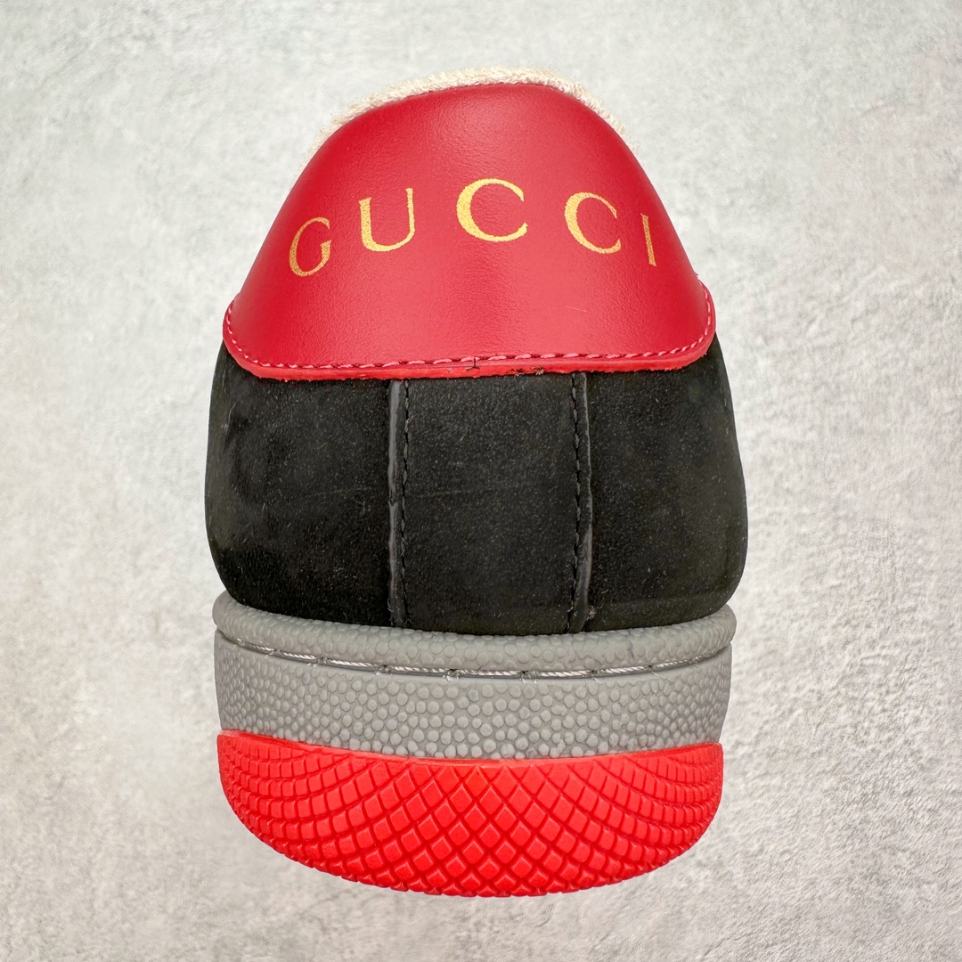 图片[8]-💰320 ＃纯原 Gucci Screener sneaker 古驰双G小脏鞋系列复古怀旧校园风低帮板鞋 全套原楦原纸版原鞋开模 全网最具灵魂的版型 鞋头上翘1.6CM 后跟自然弧度内收 双G珐琅 条纹清晰 原厂五金带3M反光 原装意大利进口里外全皮 纯手工水洗做旧处理 侧面条纹饰带 原厂定制 零串色零起毛 大底防滑网格由里到外大小逐渐递减 原厂数据电绣 清晰立体 多边形闪钻大小一致带光泽 全鞋电脑针车 紧密相连 针距密度一致 环保乳胶注塑鞋垫 厚度脚感还原原版 皮面裁剪部位 统一油边封口工艺 大底组合零偏差 挑战各种艺术家 右脚鞋侧嵌入NFC防伪芯片装置＋鞋盒标二唯码扫描 秒进官网 专柜全套包装 防尘袋 说明书 质保卡 购物袋 Size：35 36 37 38 39 40 41 42 43 44 45 编码：Wby3936090-运动鞋