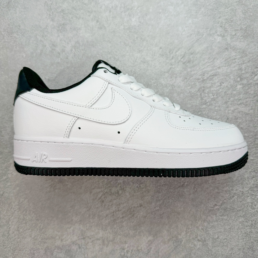 图片[3]-💰120 ＃福利特价‼NK Air Force 1´07 Low 空军一号低帮百搭休闲运动板鞋 柔软、弹性十足的缓震性能和出色的中底设计 横跨复古与现代的外型结合 造就出风靡全球 三十多年的Force 1 直到今天还深受青睐 SIZE：36 36.5 37.5 38 38.5 39 40 40.5 41 42 42.5 43 44 44.5 45 编码：Xby1936090-运动鞋