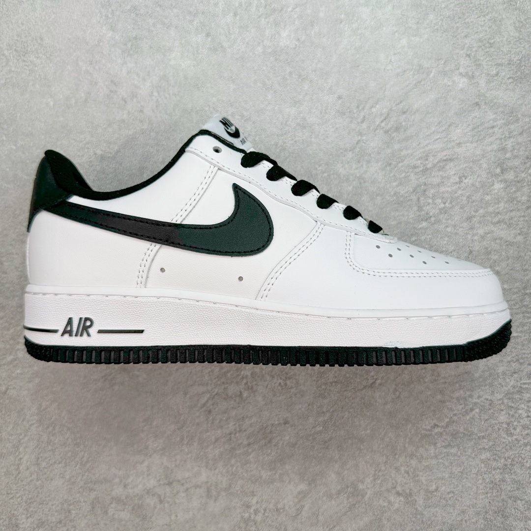 图片[3]-💰120 ＃福利特价‼NK Air Force 1´07 Low 空军一号低帮百搭休闲运动板鞋 柔软、弹性十足的缓震性能和出色的中底设计 横跨复古与现代的外型结合 造就出风靡全球 三十多年的Force 1 直到今天还深受青睐 SIZE：36 36.5 37.5 38 38.5 39 40 40.5 41 42 42.5 43 44 44.5 45 编码：Xby1936090-运动鞋