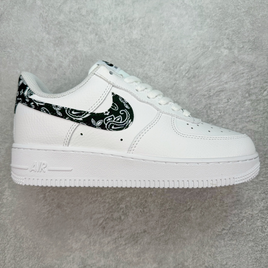 💰120 ＃福利特价‼NK Air Force 1´07 Low 空军一号低帮百搭休闲运动板鞋 柔软、弹性十足的缓震性能和出色的中底设计 横跨复古与现代的外型结合 造就出风靡全球 三十多年的Force 1 直到今天还深受青睐 SIZE：36 36.5 37.5 38 38.5 39 40 40.5 41 42 42.5 43 44 44.5 45 编码：Xby1936090-运动鞋