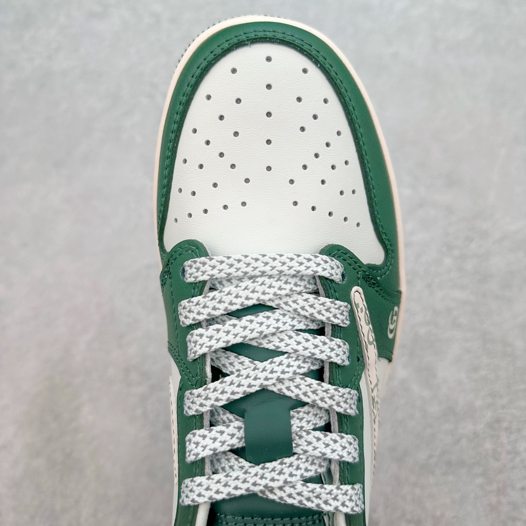 图片[4]-TS x Air Jordan AJ1 Low 倒钩低帮联名定制配色 JJ5288-008 原厂内置气垫魔块 A模大底 头层小牛皮 鞋舌AJ原厂专用牛津布+AJ专用反口珍珠布+原厂无杂质高弹内里海棉+特殊封边弹力鞋带 尺码：36 36.5 37.5 38 38.5 39 40 40.5 41 42 42.5 43 44 44.5 45 46 47.5-选品中心