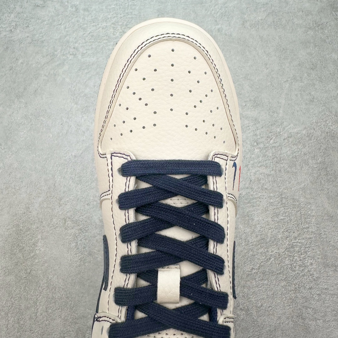 图片[4]-NK Dunk Low 定制配色 XX2025-315 大厂出品 极力推荐 原装头层材料 独家版型蒸餾加工帶來的是更好的视觉和脚感体验大厂纯原品质出货 清洁度 电绣工艺 皮料切割干净无任何毛边 细节完美 尺码：36 36.5 37.5 38 38.5 39 40 40.5 41 42 42.5 43 44 44.5 45 46 47.5-选品中心