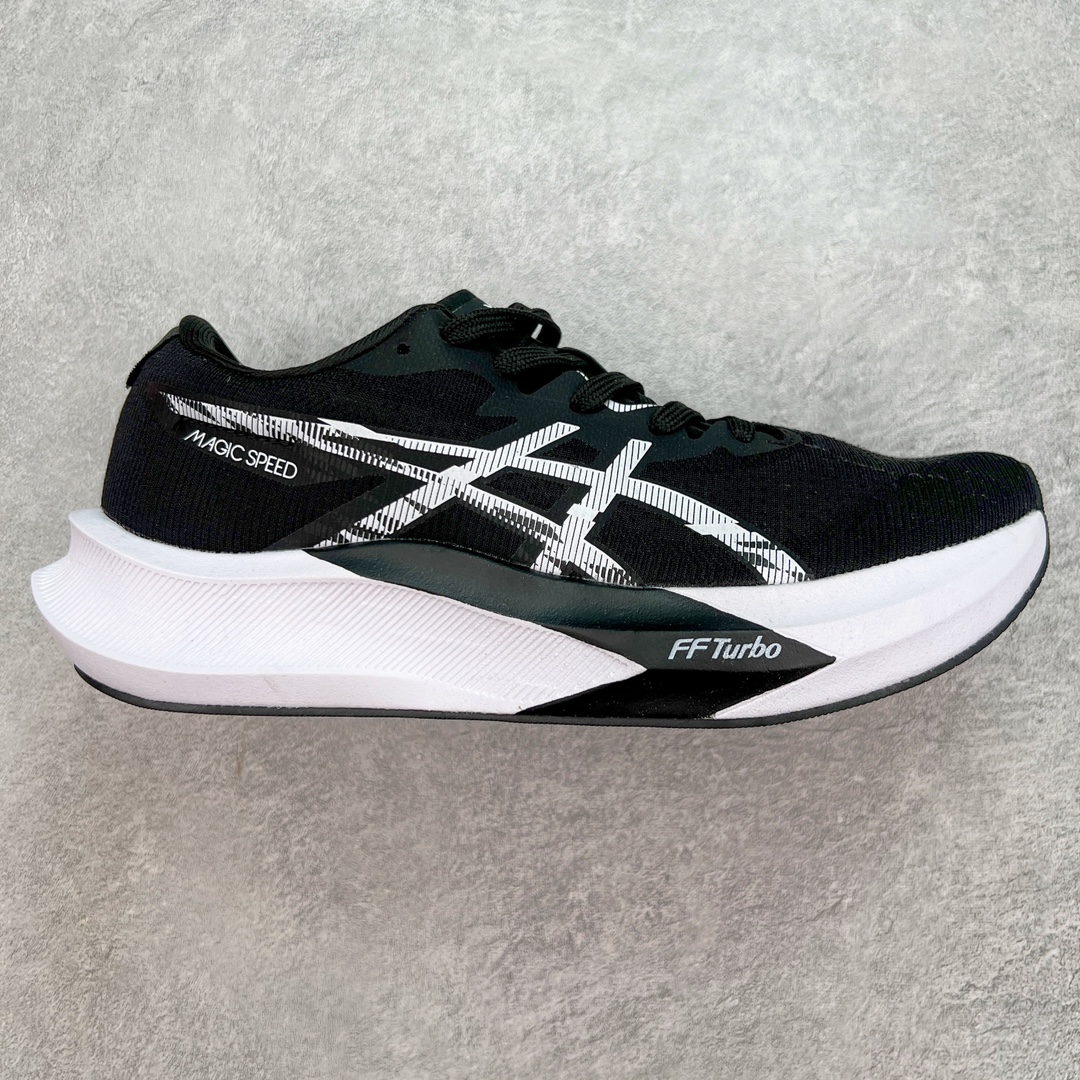 Asics Magic Speed 3 系列碳板竞速跑步鞋 鞋款采用亚瑟士FF BLAST CUSHIONING中底设计 为运动中带来回弾性和轻量性感受 工程网眼鞋面提供运动中所需的透气性和舒适性 内陷式碳板大底结构 带来运动时足底的舒适性和灵活性 帮助跑者获得轻盈的落地体验 尺码:36 37 38 39 39.5 40 40.5 41.5 42 42.5 43.5 44 45-选品中心