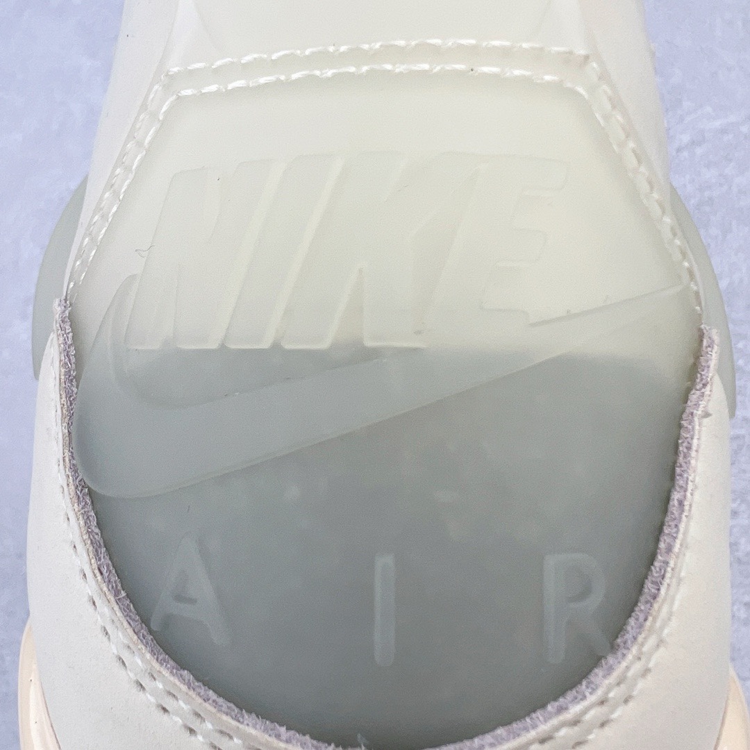 图片[12]-＃KZ神版 Off-White™ x Air Jordan AJ4 Retro\\\”Cream/Sail\\\” OW联名白帆 CV9388-100 独家外贸特供尺码含 45.5 49.5 50.5 国内外口碑最好最推荐的产品 市场中端王者 亲自操刀耗时半年巨作 全套原纸板楦头开发 确保原汁原味 完美呈现四代版型 一比一鞋头弧度高度鞋身弧度 此版本只针对中端市场 皮料材质有所更替 其他数据细节工艺流程均保持一致 绝不口嗨 细节品控鞋型随意秒杀市面3XX 4XX 原厂TPU网格鞋带扣 正确内里网布 菱角分明不变形无多余毛边 柔软性质感一致于原鞋 市场唯一原厂鞋扣模具 背面可见隐藏注塑口 原厂织唛标 原厂飞人电绣工艺 尾指中部跳三针 独家绑鞋带手法 印刷中底布 四线拉帮 米色美纹纸贴合固定 进口港宝加持 后跟自然饱满 全鞋荧光划线卡点 追求极致完美 每一双都是工艺品 多重QC质检 超越公司货的品控标准 实实在在的免检产品 尺码：40 40.5 41 42 42.5 43 44 44.5 45 45.5 46 47.5 48.5 49.5 50.5-选品中心