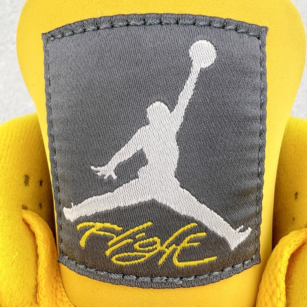 图片[15]-＃KZ神版福利回馈 Air Jordan AJ4 Retro 黑黄电母 货号：CT8527-700 独家外贸特供尺码含 45.5 49.5 50.5 国内外口碑最好最推荐的产品 市场中端王者 亲自操刀耗时半年巨作 全套原纸板楦头开发 确保原汁原味 完美呈现四代版型 一比一鞋头弧度高度鞋身弧度 此版本只针对中端市场 皮料材质有所更替 其他数据细节工艺流程均保持一致 绝不口嗨 细节品控鞋型随意秒杀市面3XX 4XX 原厂TPU网格鞋带扣 正确内里网布 菱角分明不变形无多余毛边 柔软性质感一致于原鞋 市场唯一原厂鞋扣模具 背面可见隐藏注塑口 原厂织唛标 原厂飞人电绣工艺 尾指中部跳三针 独家绑鞋带手法 印刷中底布 四线拉帮 米色美纹纸贴合固定 进口港宝加持 后跟自然饱满 全鞋荧光划线卡点 追求极致完美 每一双都是工艺品 多重QC质检 超越公司货的品控标准 实实在在的免检产品 尺码：40 40.5 41 42 42.5 43 44 44.5 45 45.5 46 47.5 48.5 49.5 50.5-选品中心